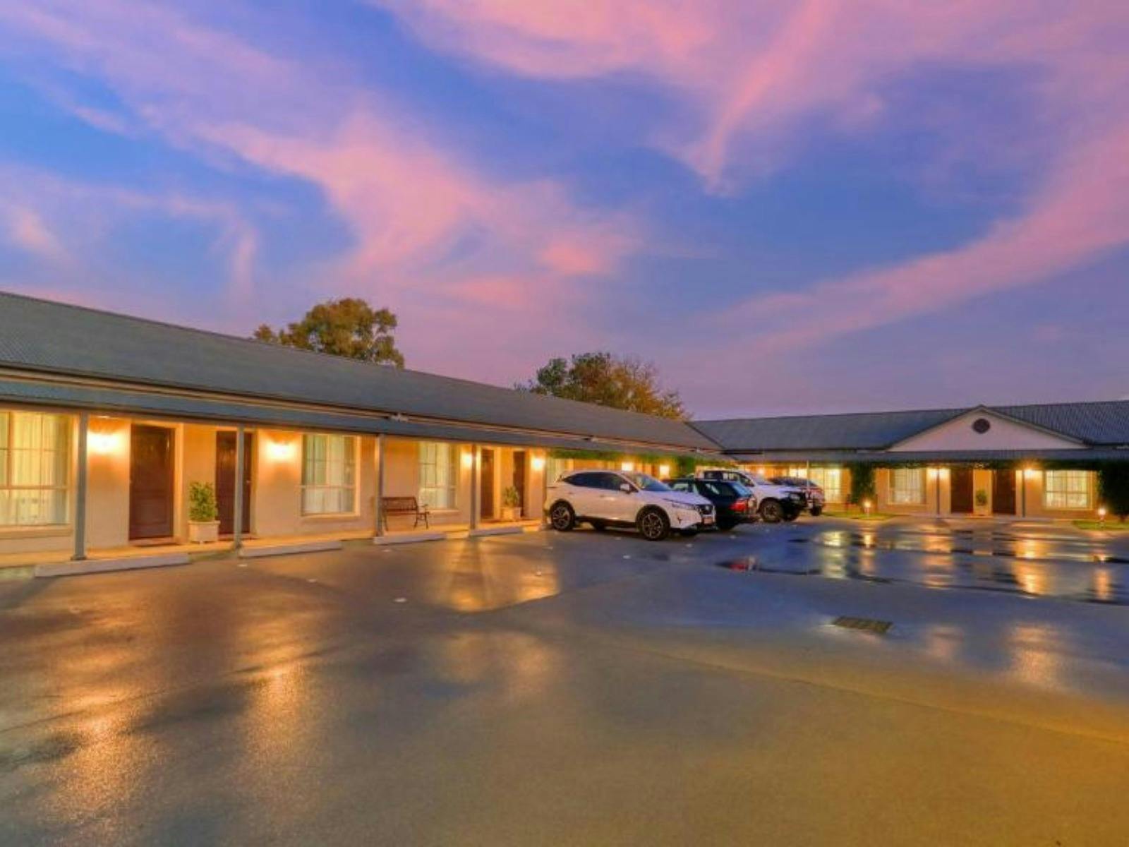 브레이크아웃 모텔 카우라