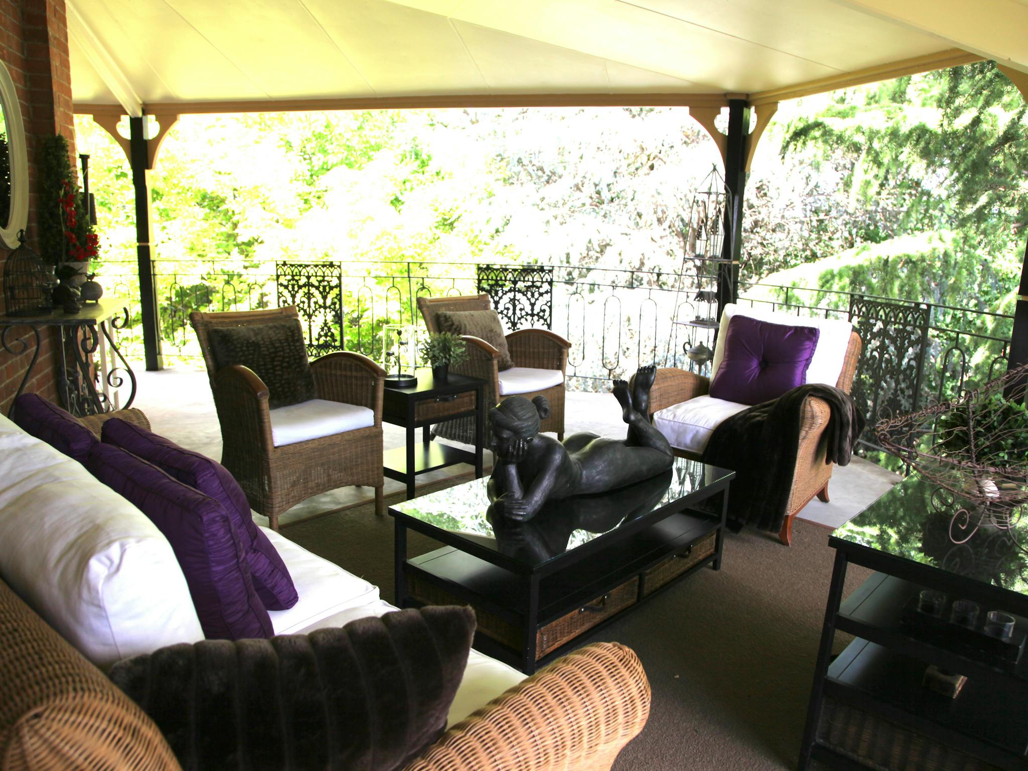 Upper outdoor terrace lounge room in tree level , perfect for an evening drink or morning coffee