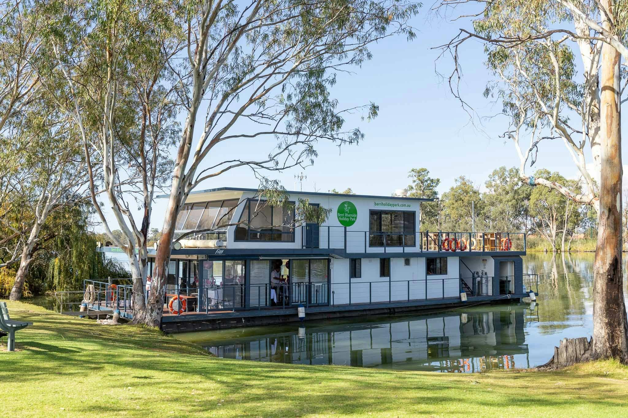 The Fay moored at the Berri Marina