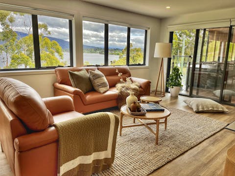 Vines and Caves - Exploring the Valley 37 111326893896c1a56bd1c9946cd8c734