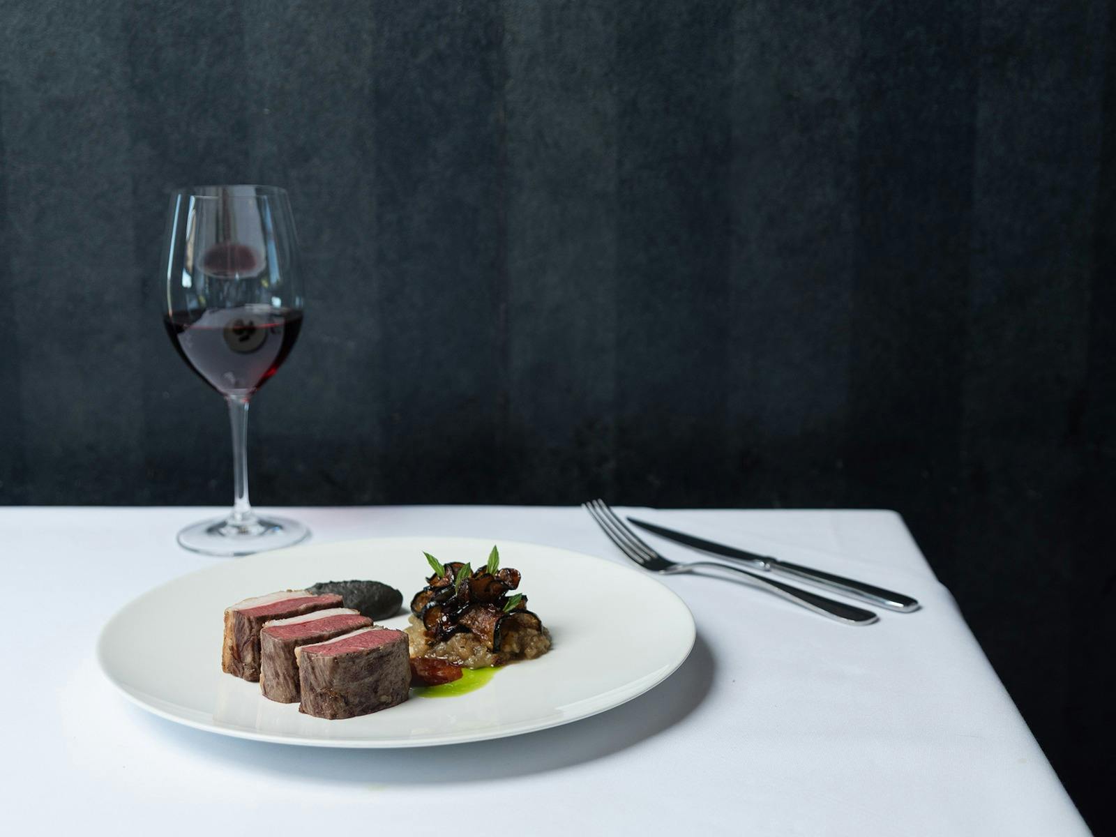 Echoes I Echoes Restaurant