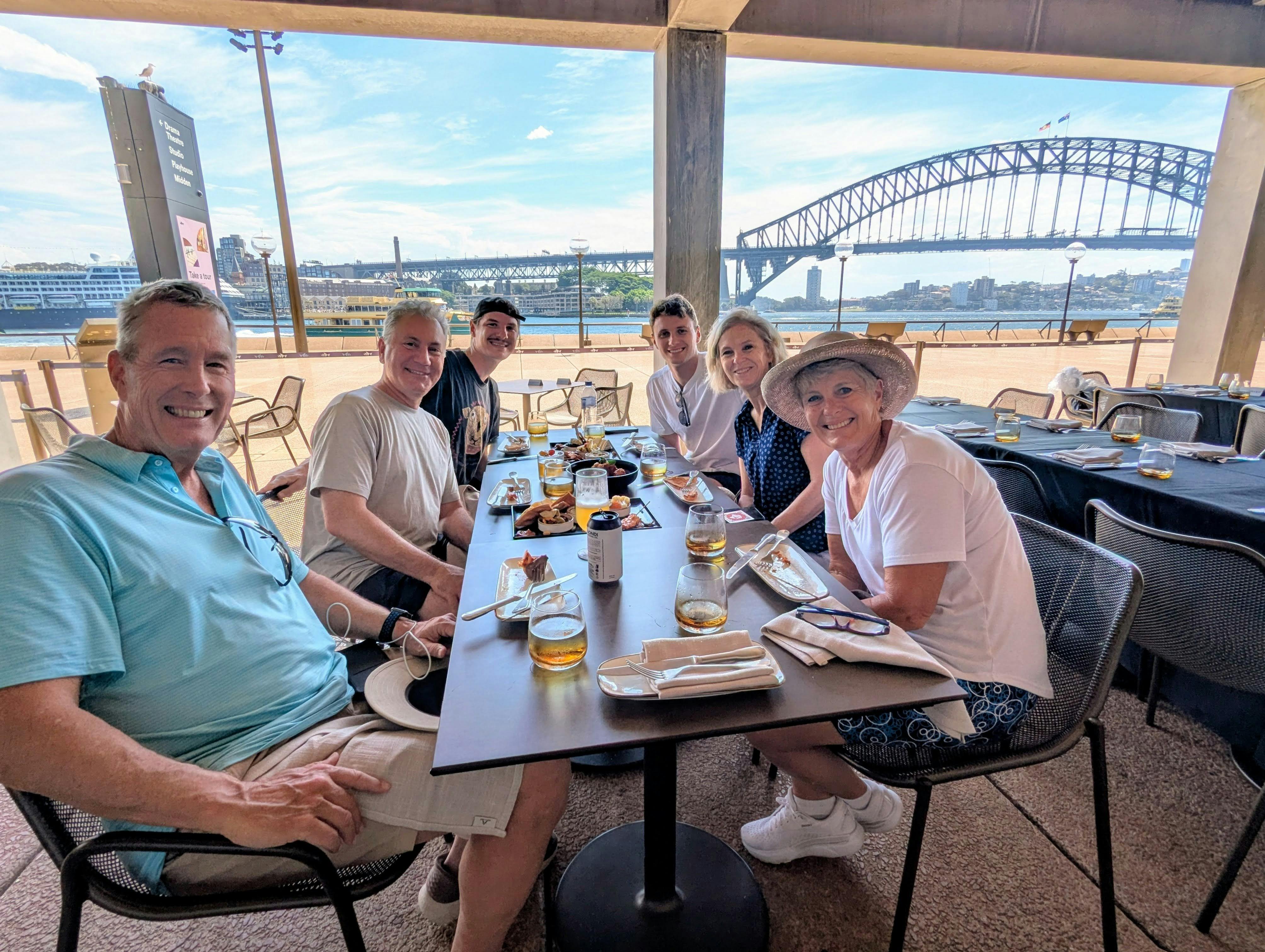Midden und Harbour Bridge