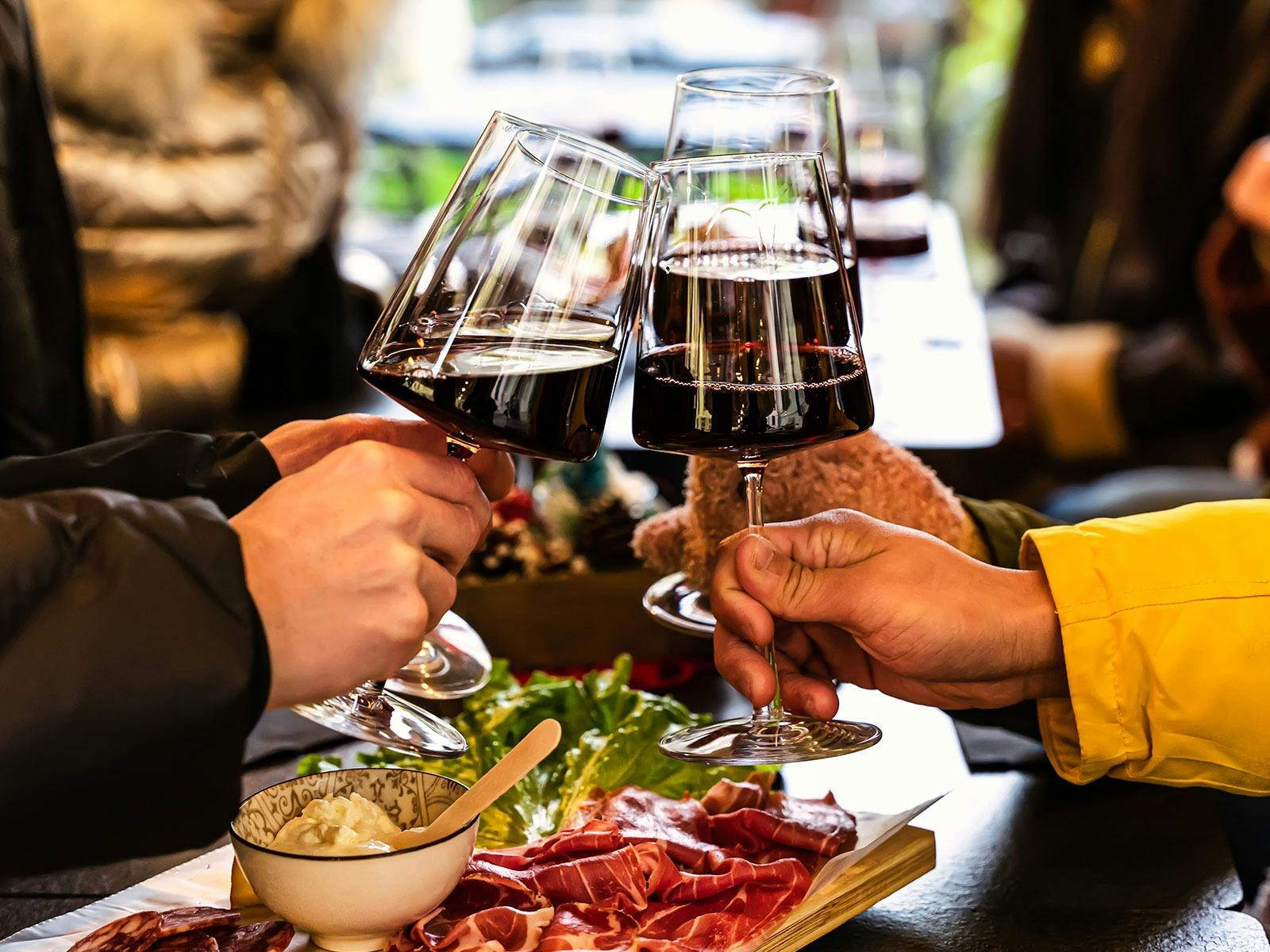 Let Coastline Tours create an adventure in The Off Season that includes wineries and distilleries