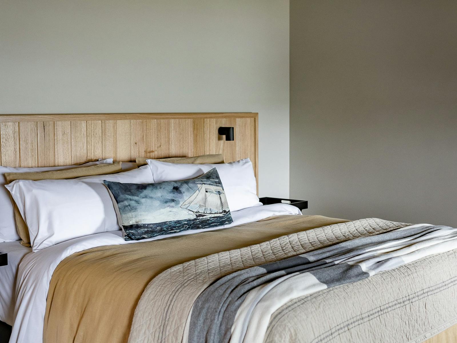 king size bed, lay/sit in bed and look out to the sea, comfy chair, large bathroom, robes