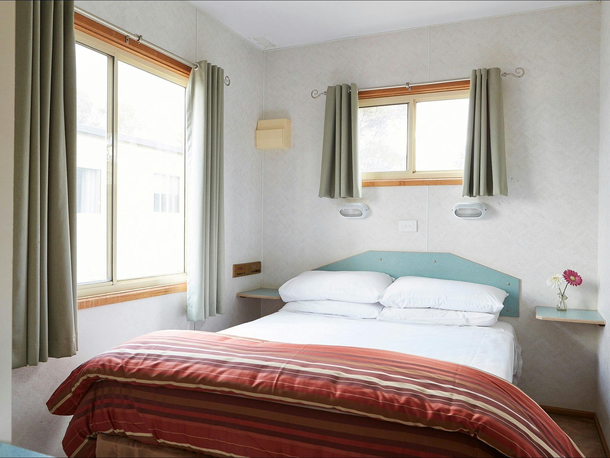 Lake View Villa - Equal Access