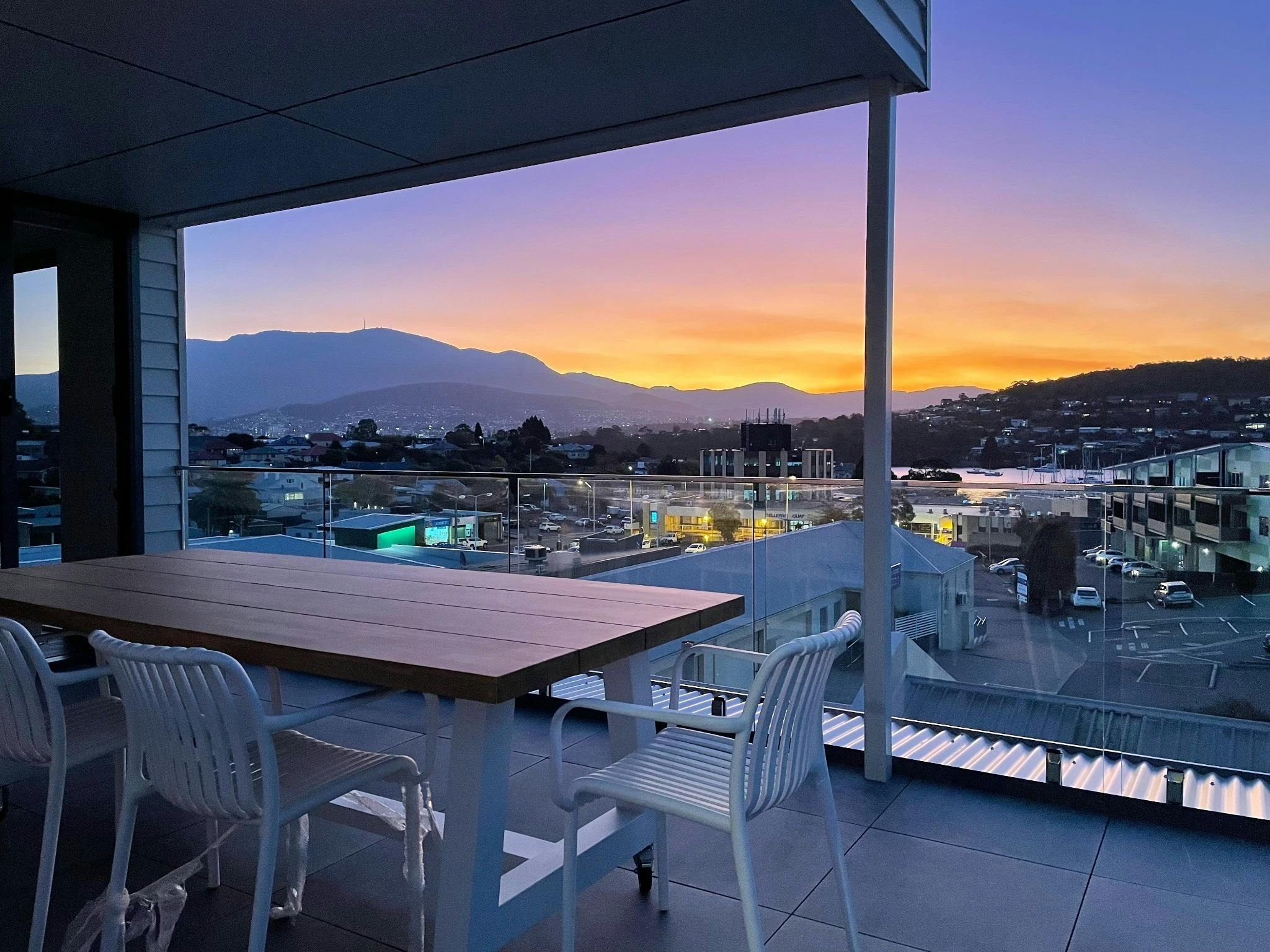 Take in sweeping views across Bellerive, the marina and Mount Wellington, with spectacular sunsets