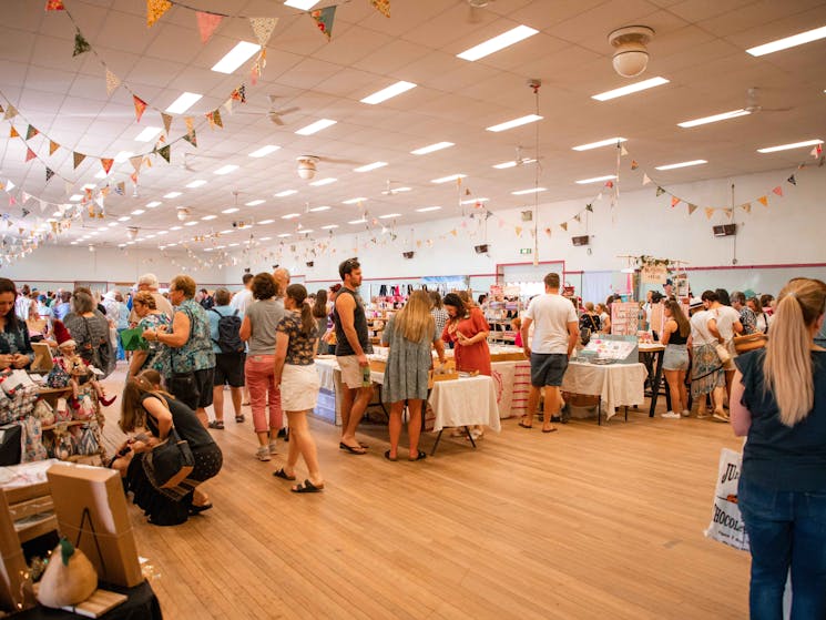 Event-goers at River & Wren Market in Wagga Wagga