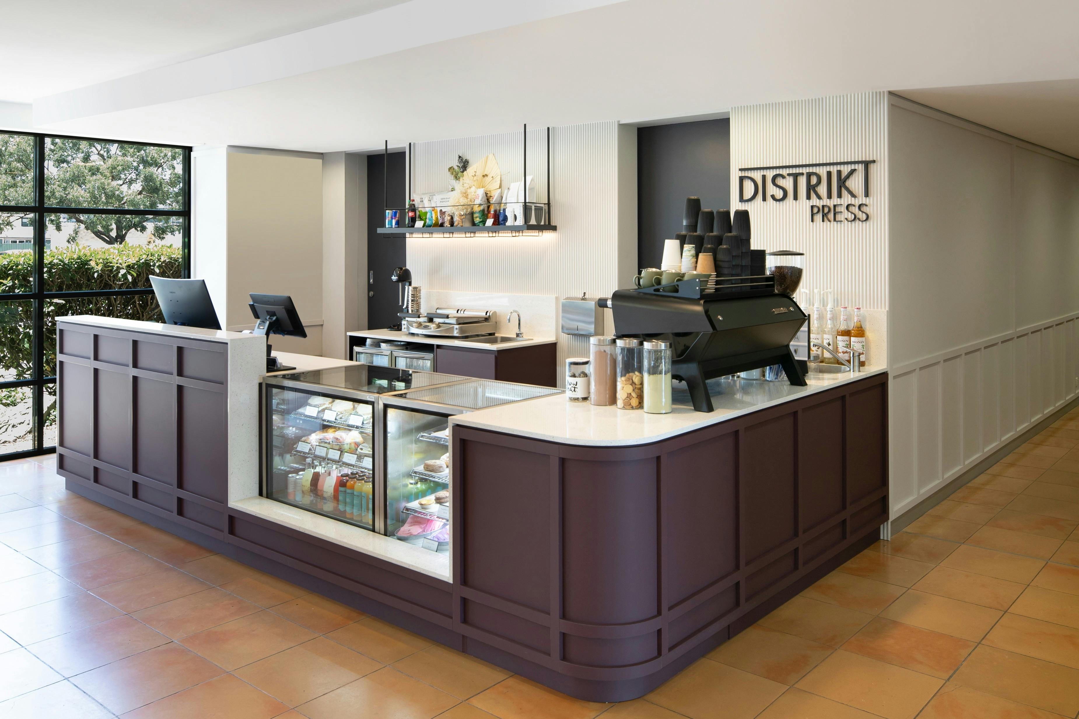 Distrikt Press cafe