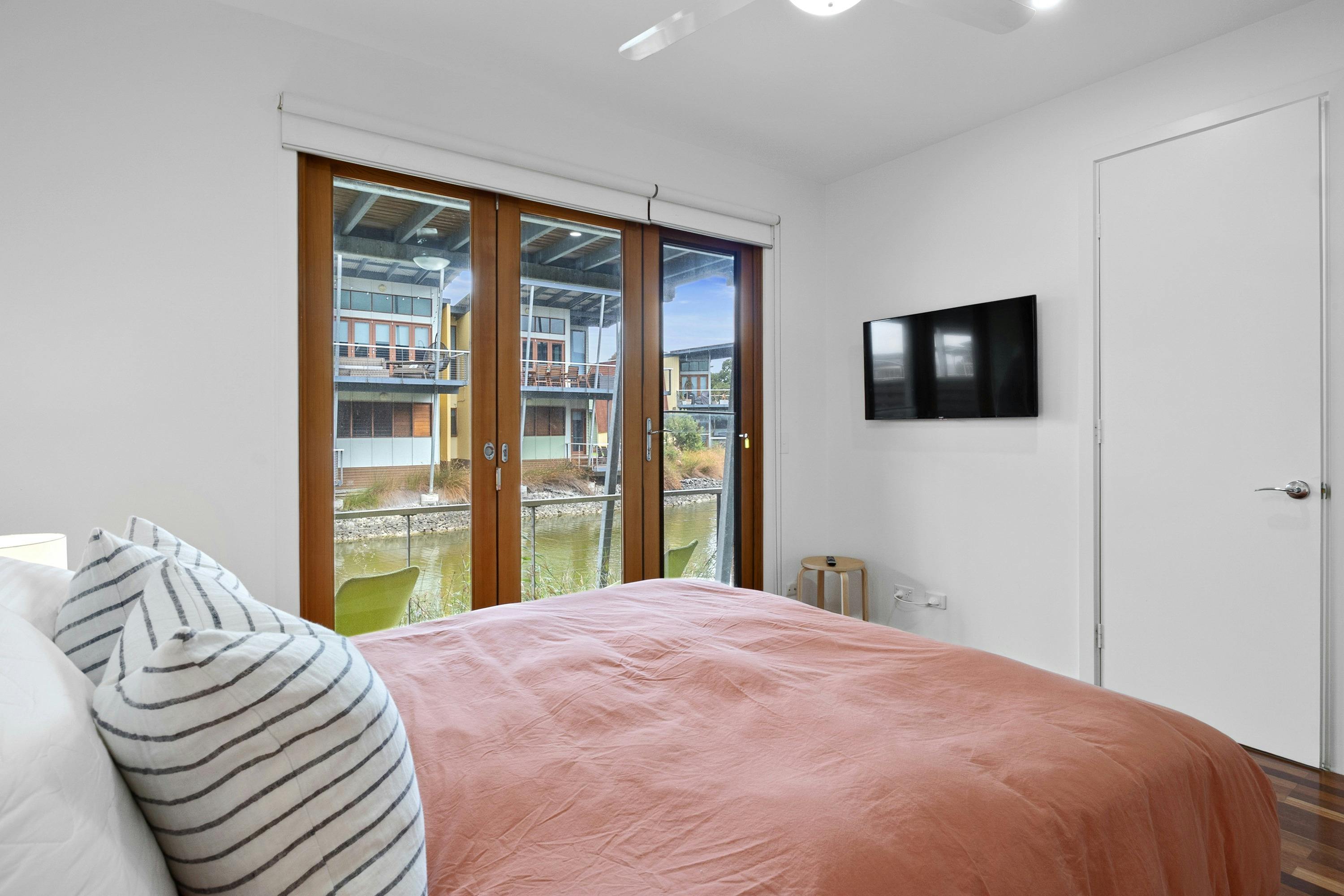 South Shores Villa 12