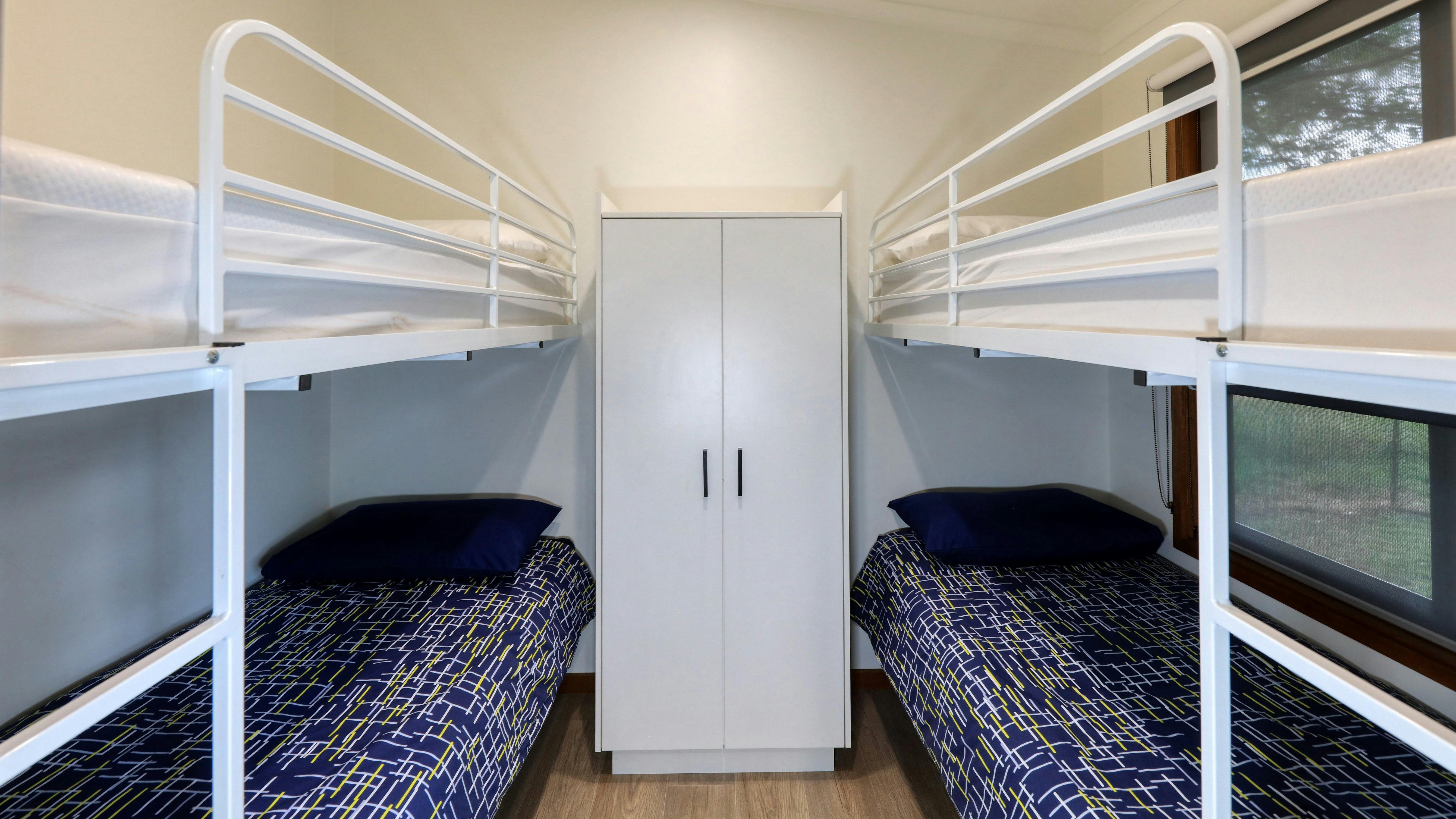 Deluxe Cabins - 2 bedrooms - bunk room