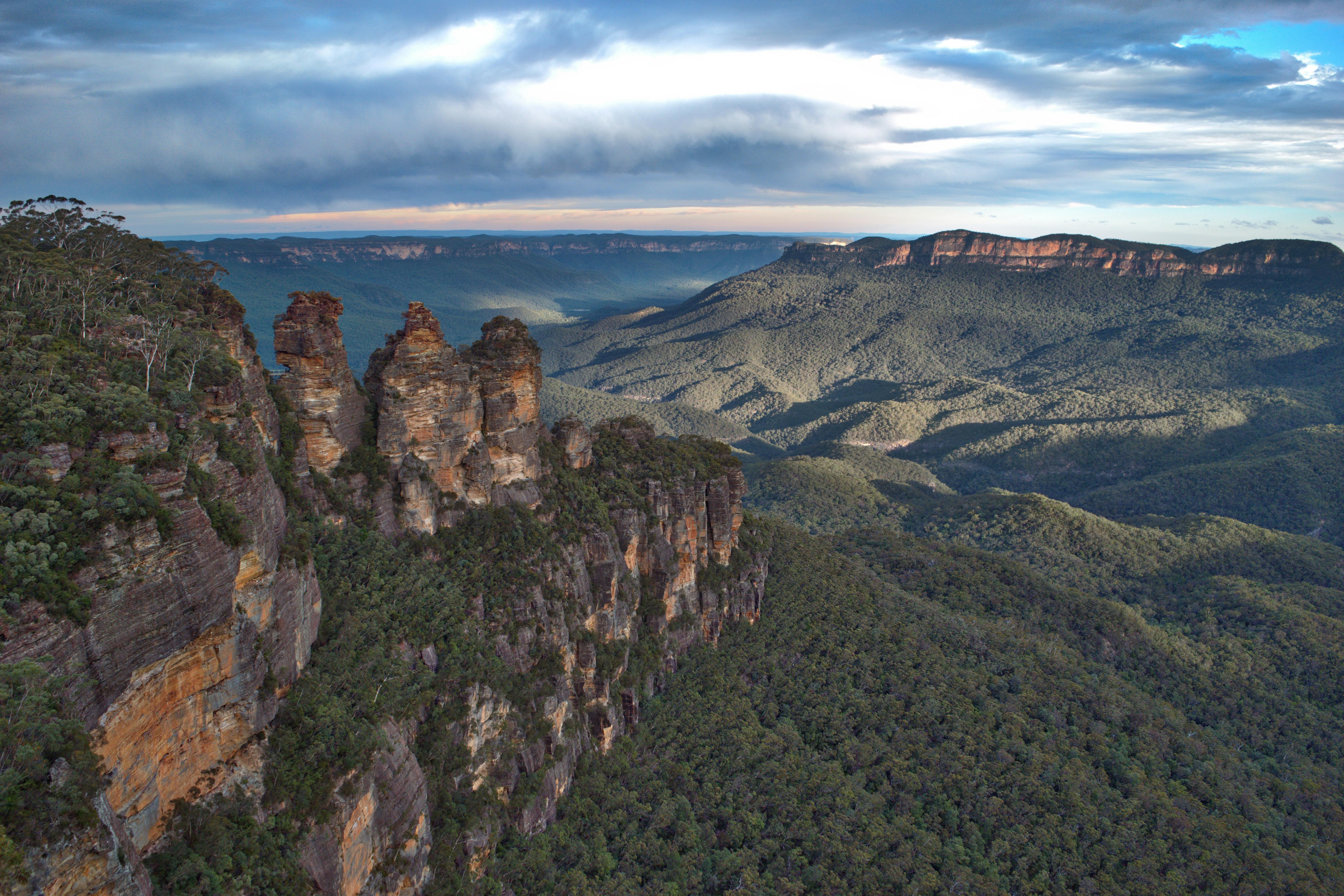 Blue Mountains Three Sisters