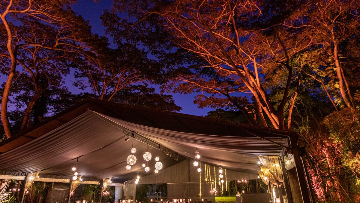 Full Marquee Full Marquee