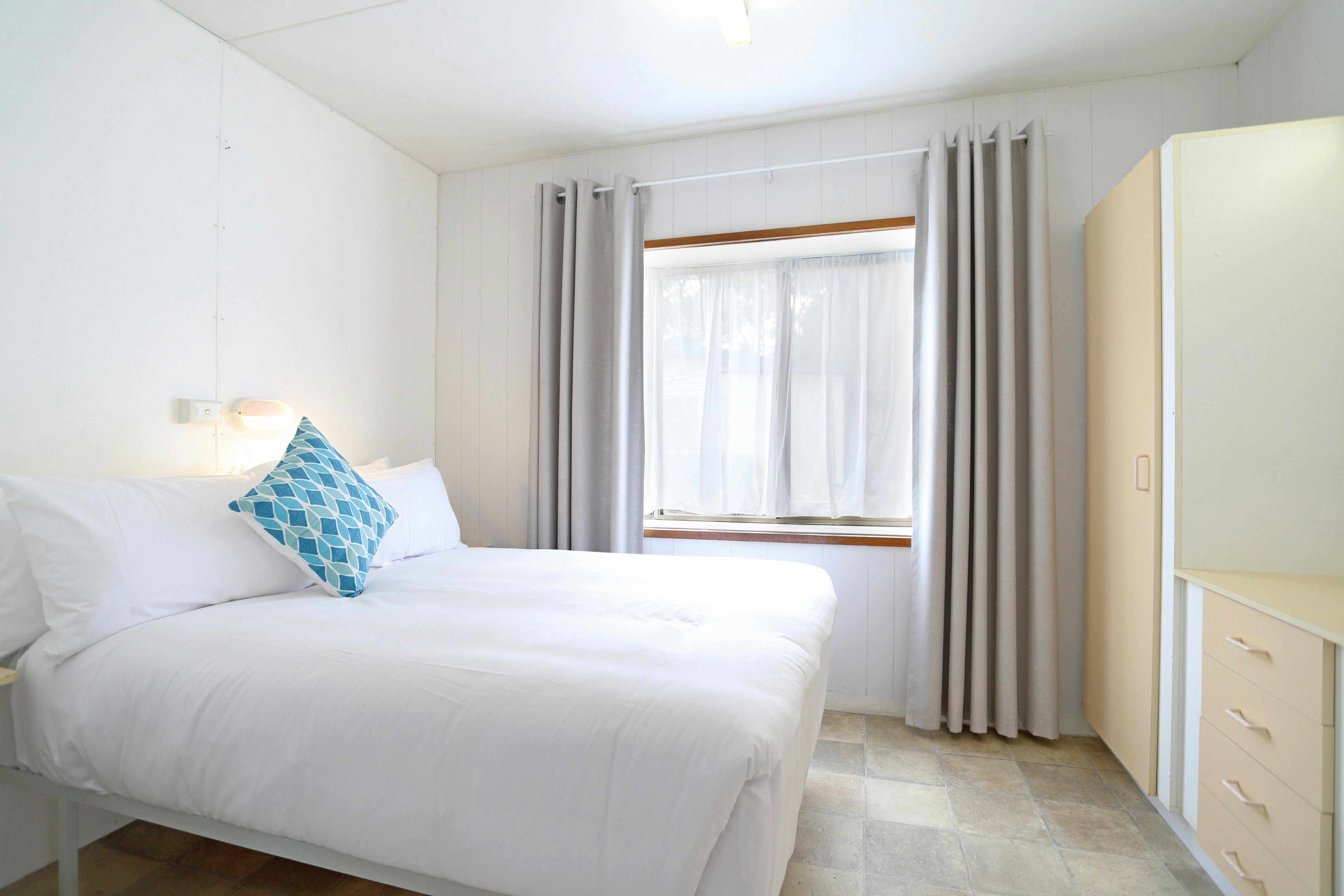 Standard Cabin - Five People