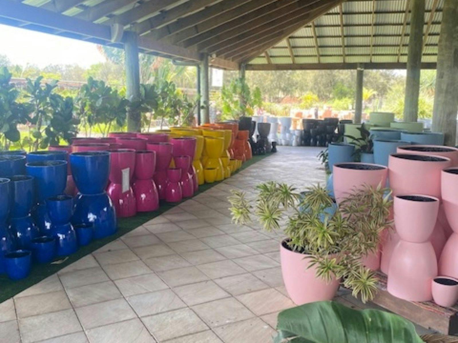 A huge range of fibreglass pots in 11 different sizes and a rainbow of colours!