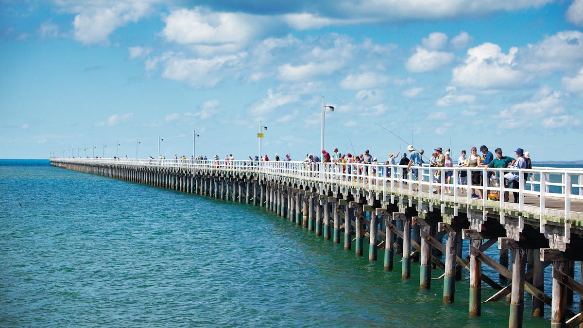 urangan-pier-hervey-bay-image urangan-pier-hervey-bay-image