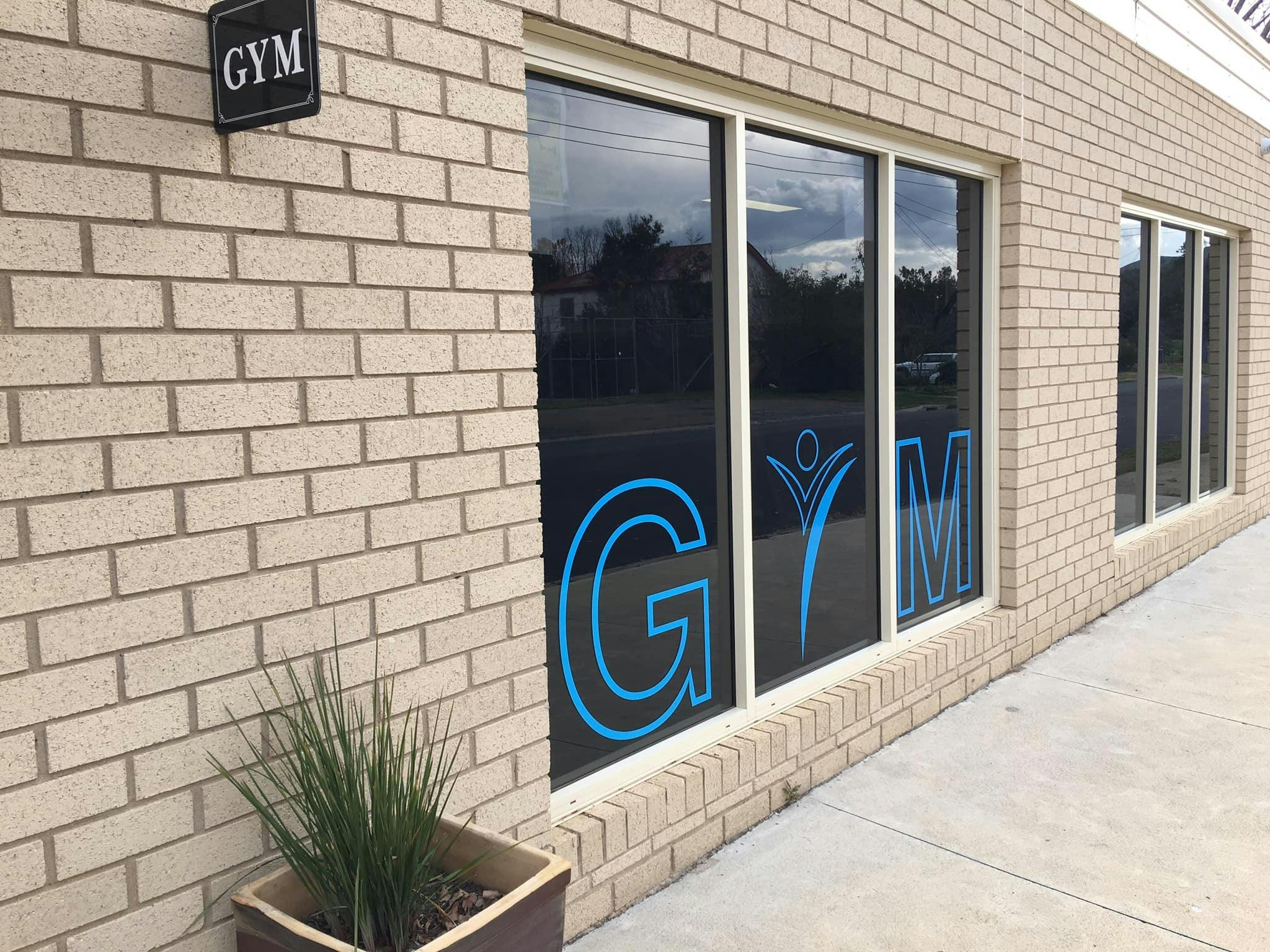 Defiance Co at  Gundagai Gym