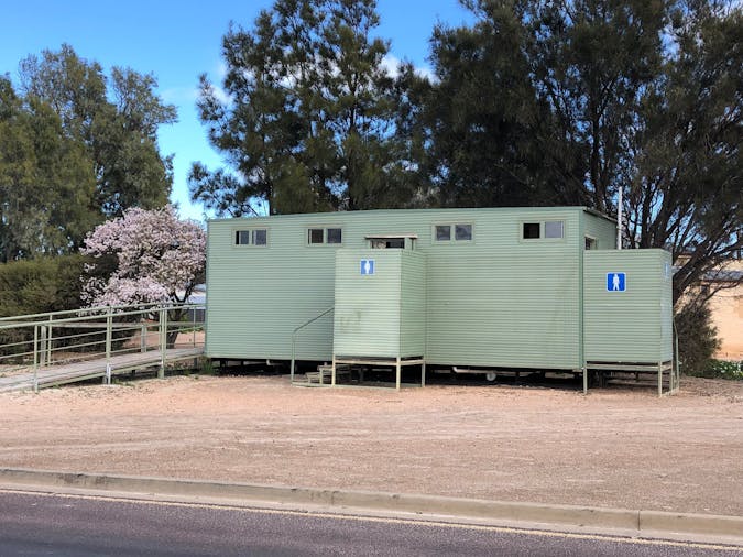 Public Toilet Office Beach Carpark Wallaroo