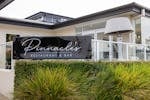 Pinnacle's Restaurant & Bar sign