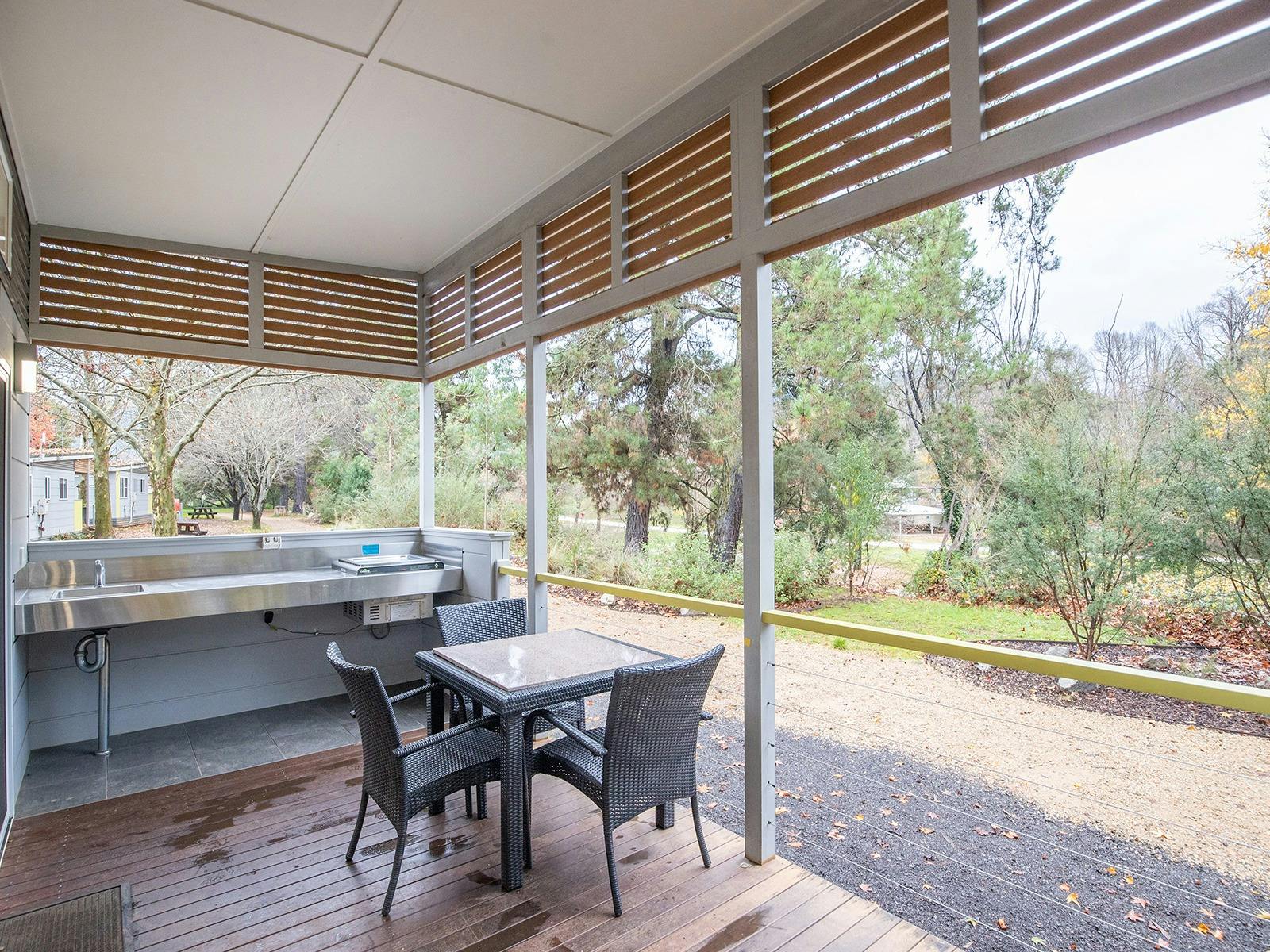 Feathertop Villa (Access Friendly) - Balcony