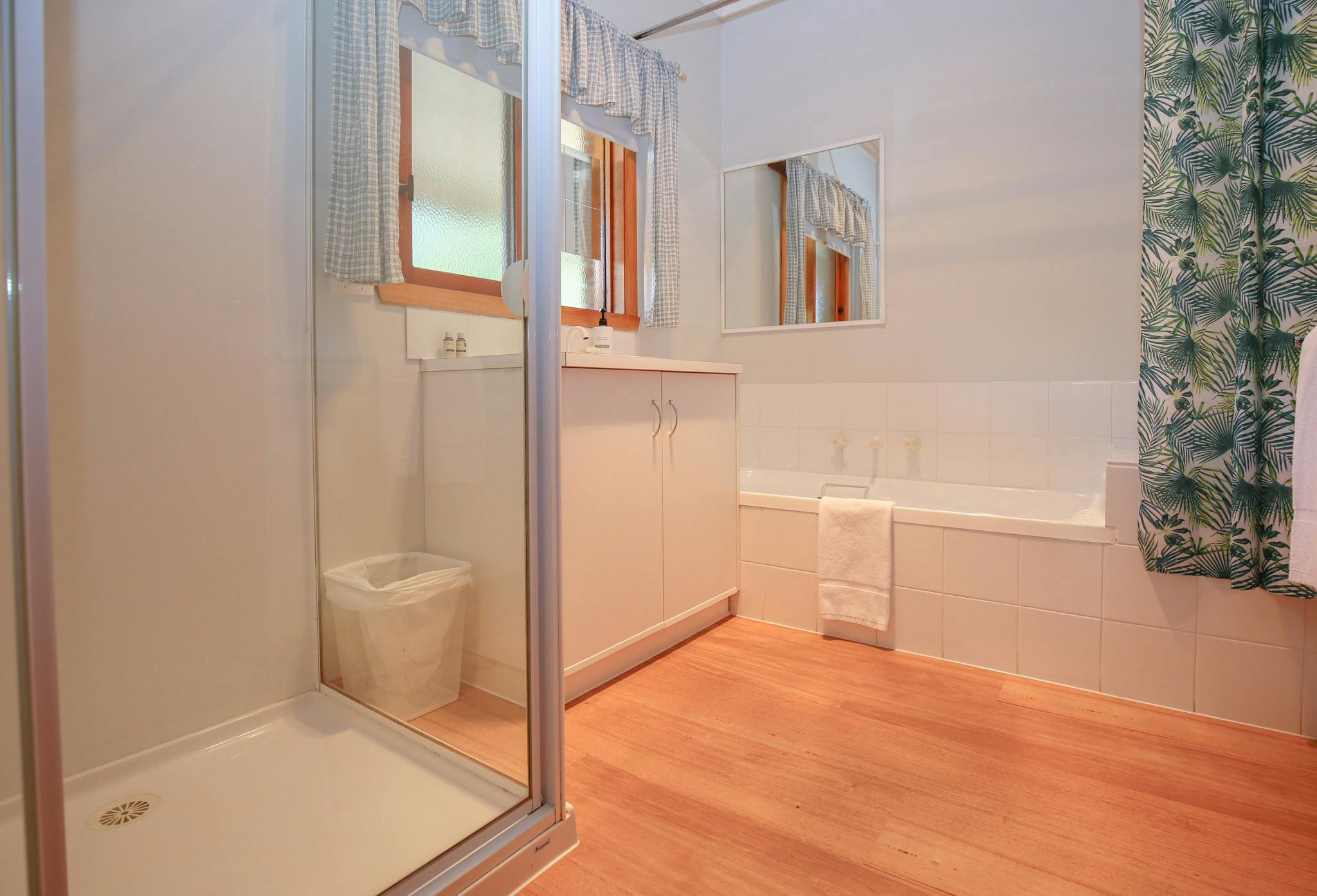 Bathroom with bath at Bright Country Home - Bright Accommodation Alpine Valley Getaways