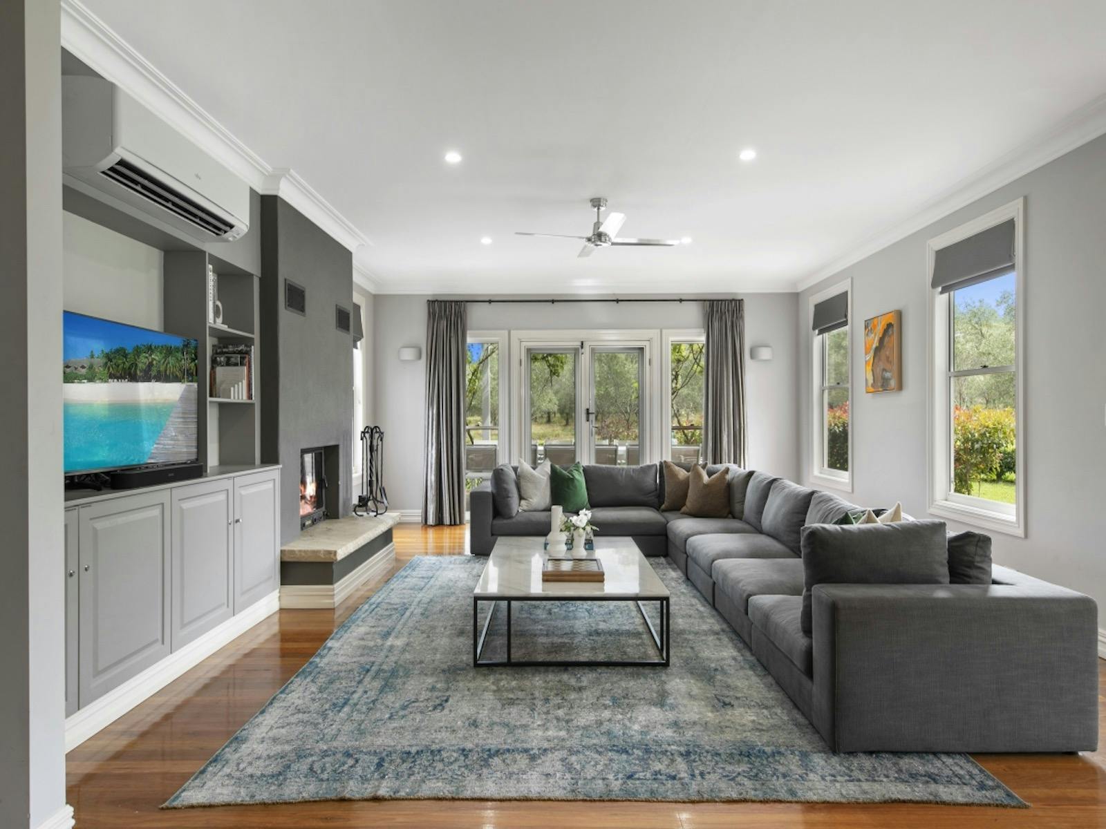 와일더니스 그로브 에스테이트 - 메인 하우스 거실