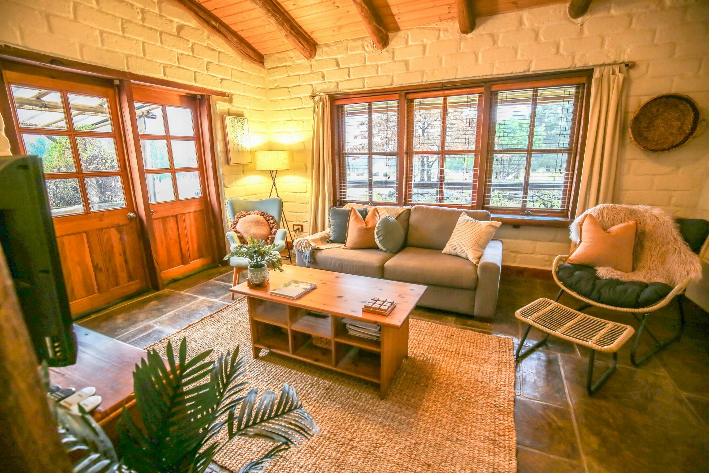 Feathertop Retreat Lounge