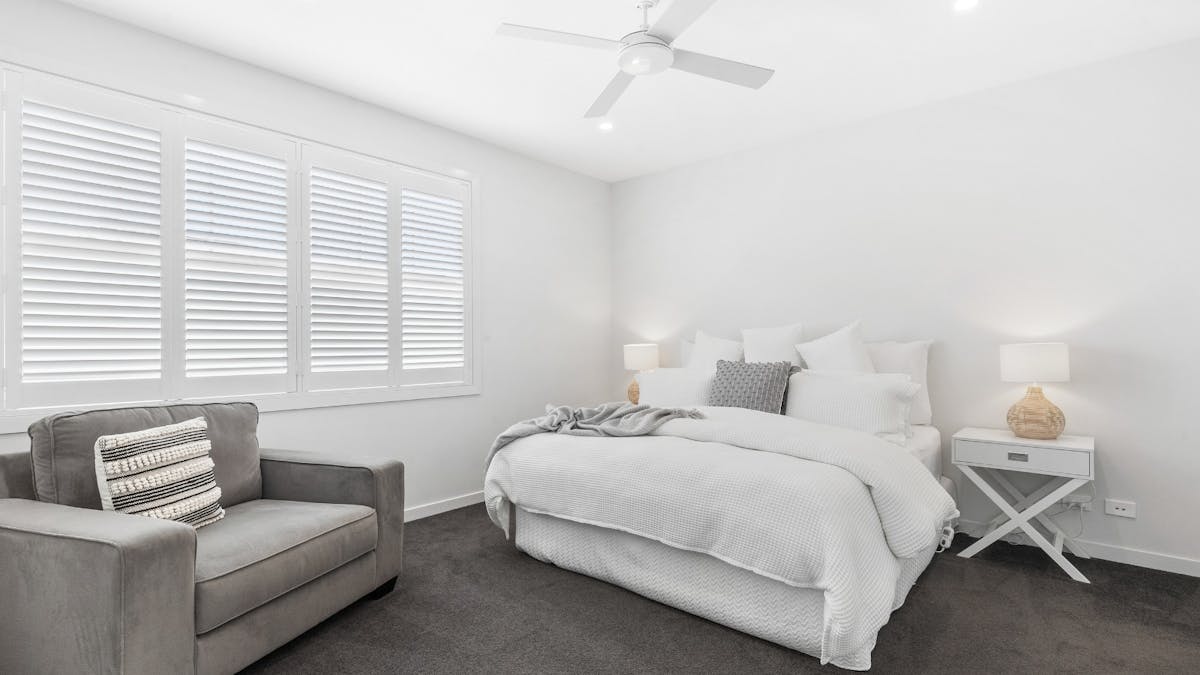 3 Bedroom home in Burleigh - Master Bedroom