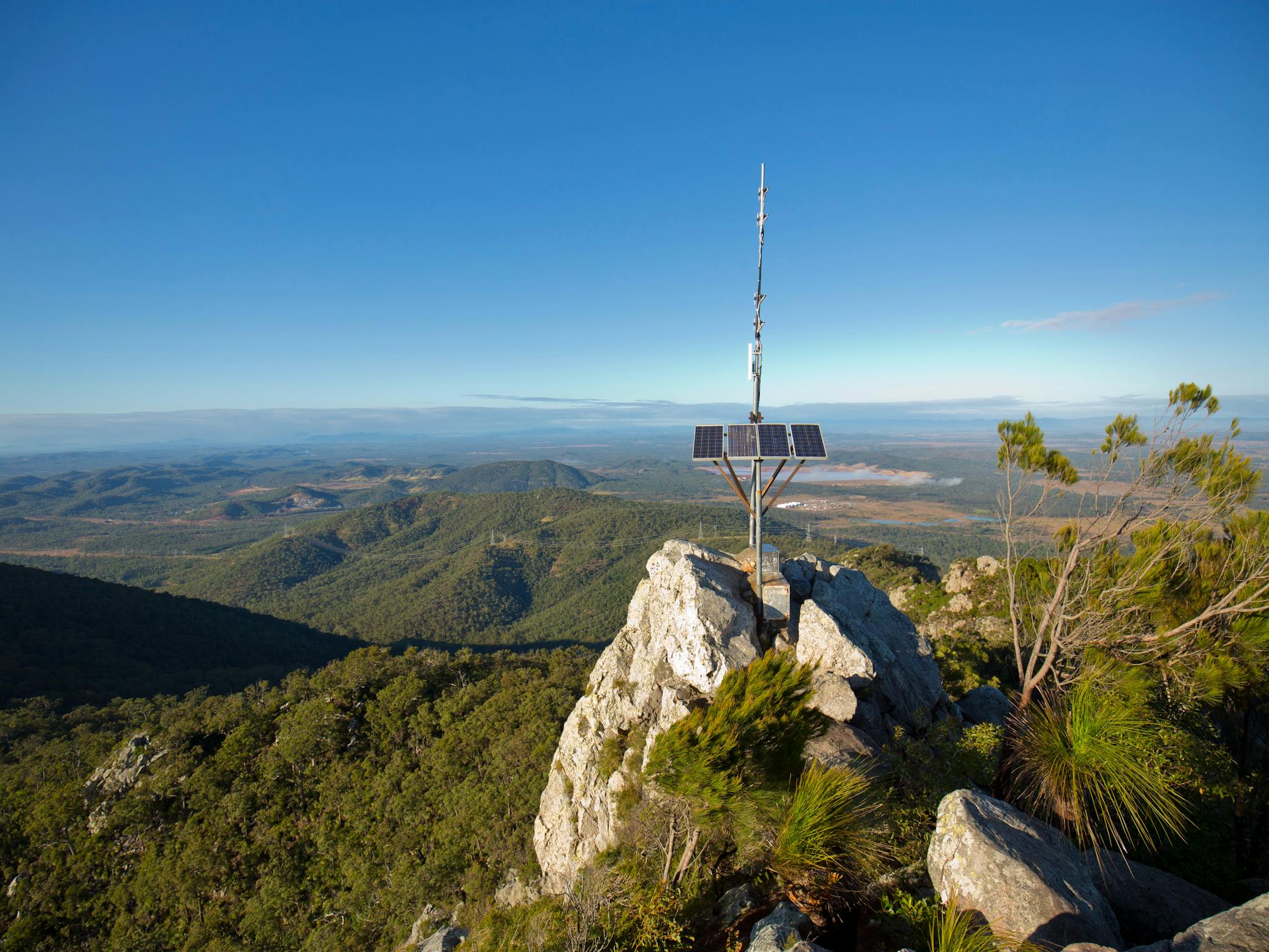 Climb Mount Larcom Climb Mount Larcom