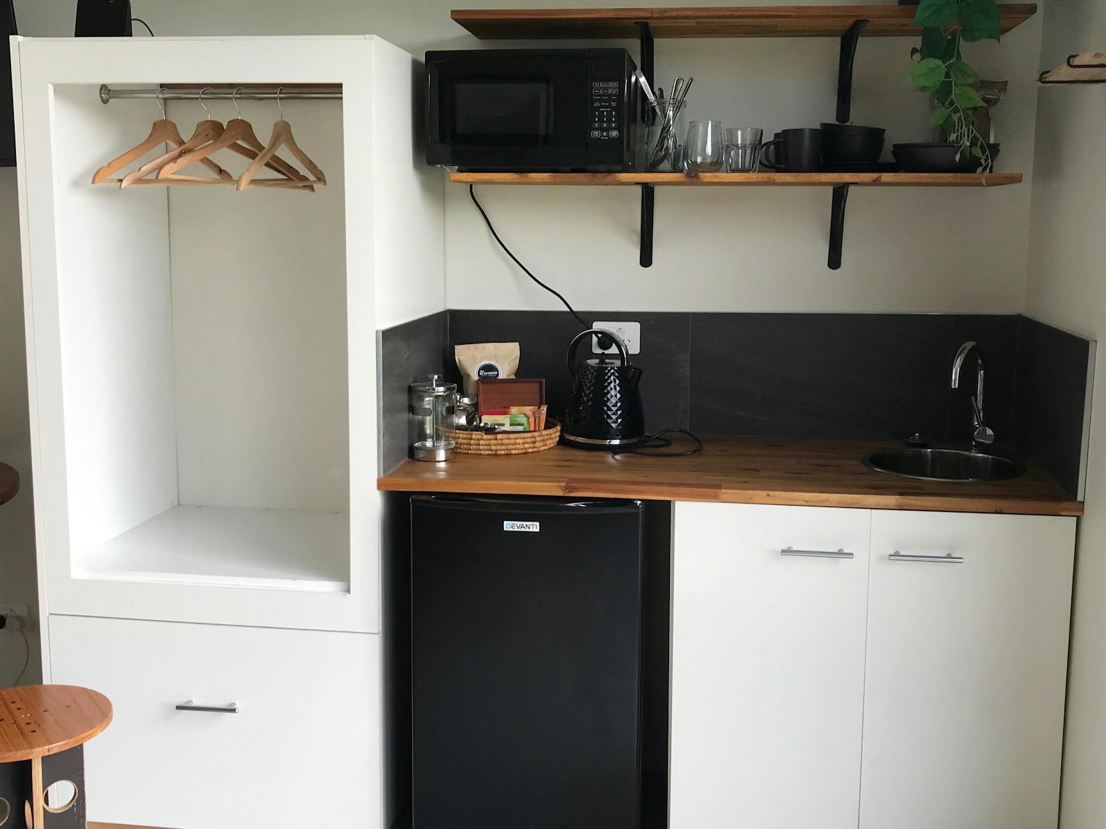 Kitchenette