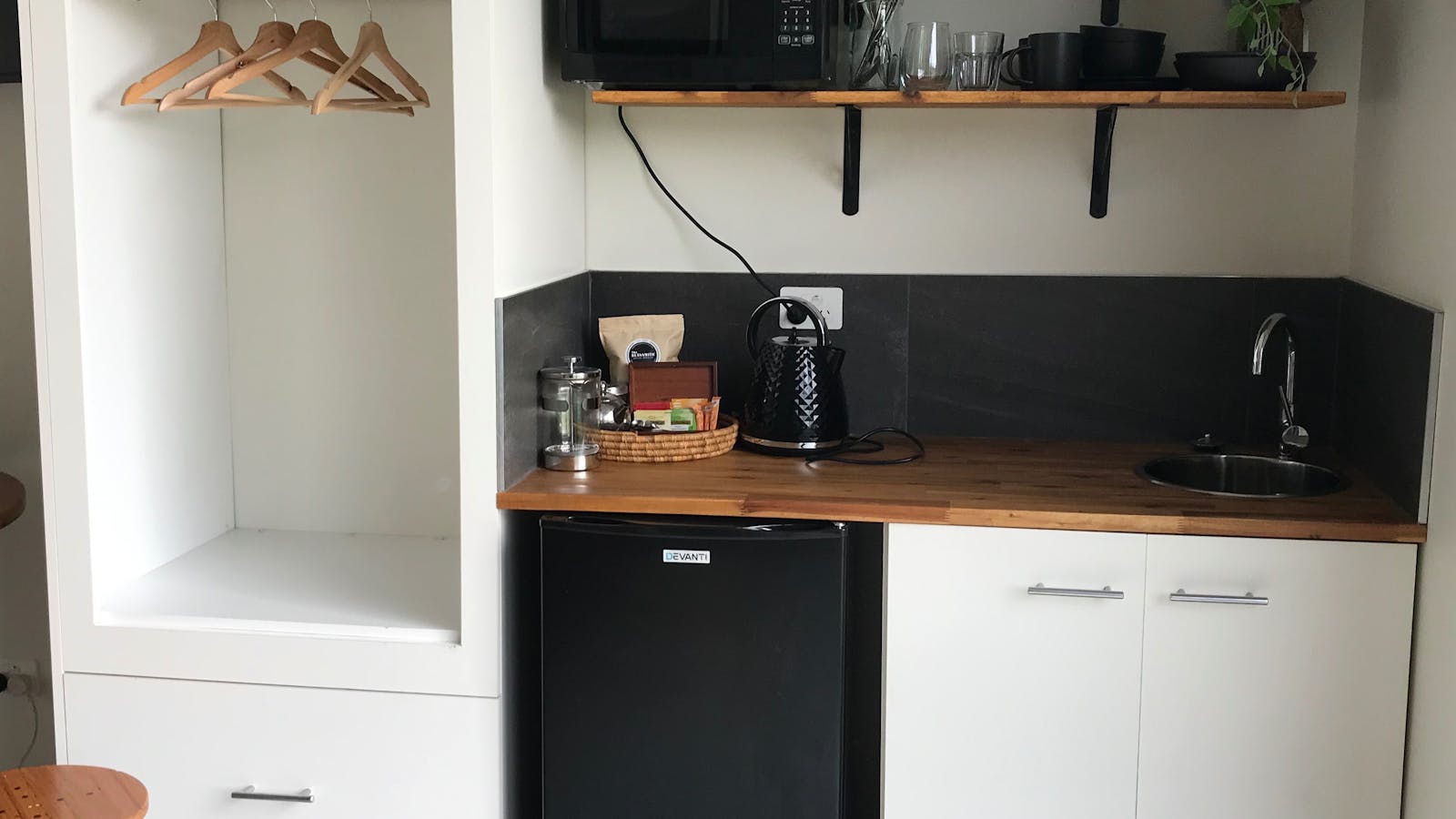 Kitchenette