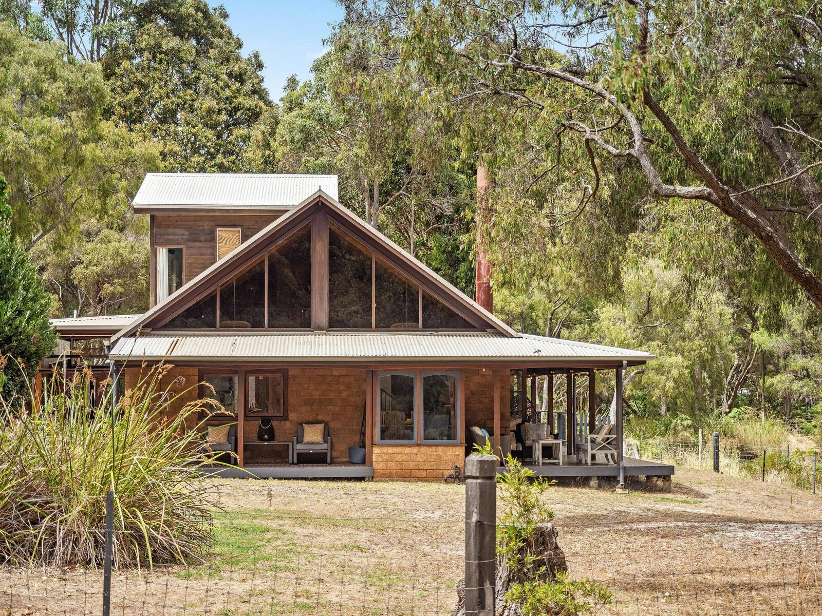 Kookaburra Retreat