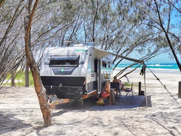 Caravan Caravan