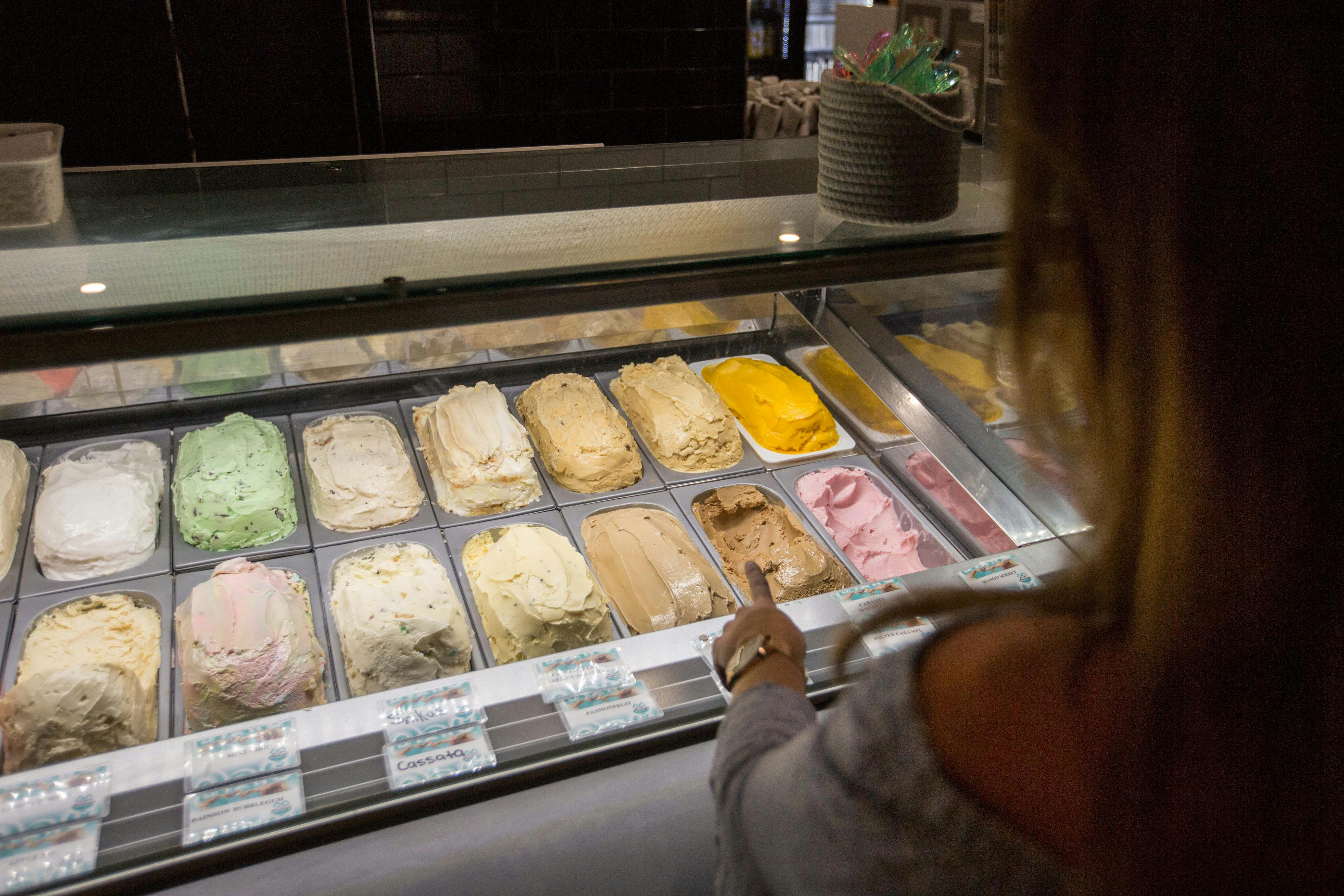 18 Authentic Italian Gelato and Sorbet Flavours for you to choose fromavailable