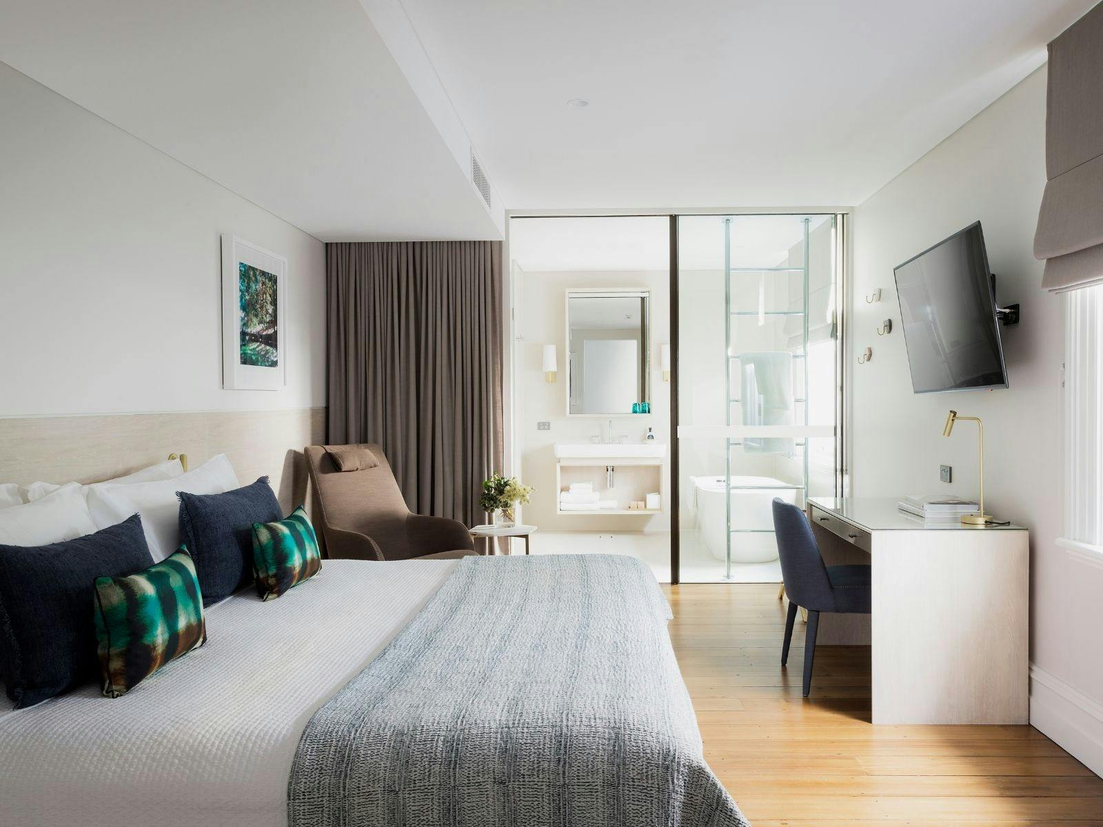Luxe King Room