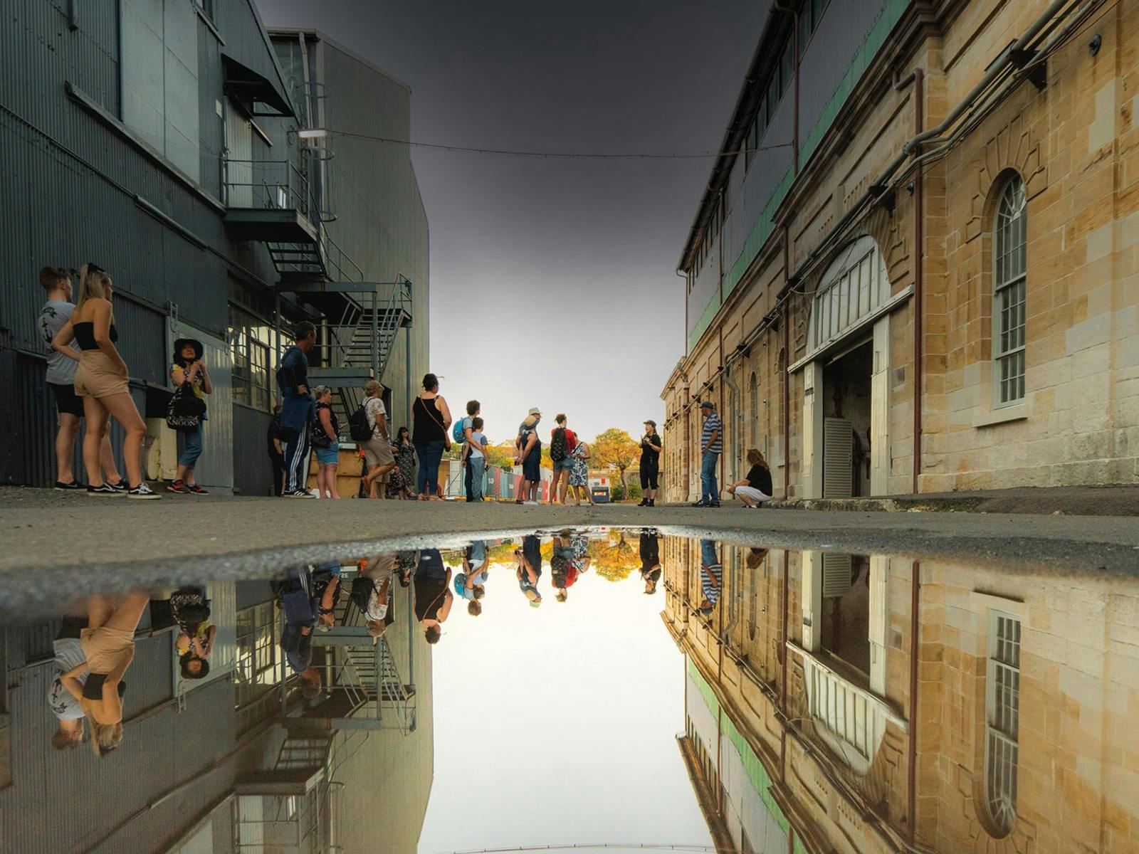 ダークパストツアー