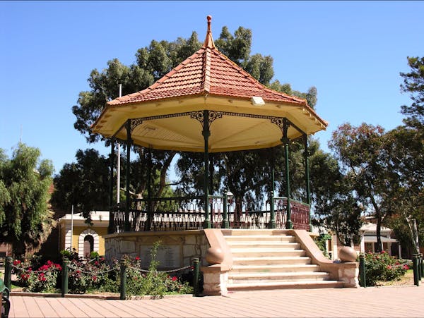 Gladstone Square