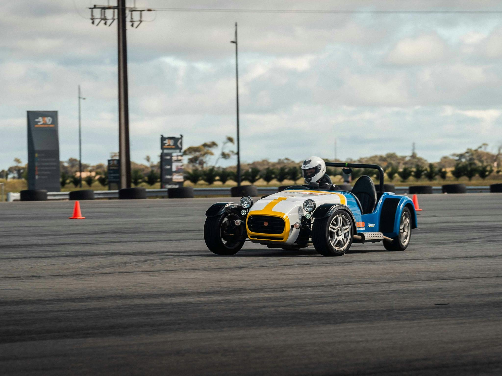 Clubman Motorkhana at The Bend