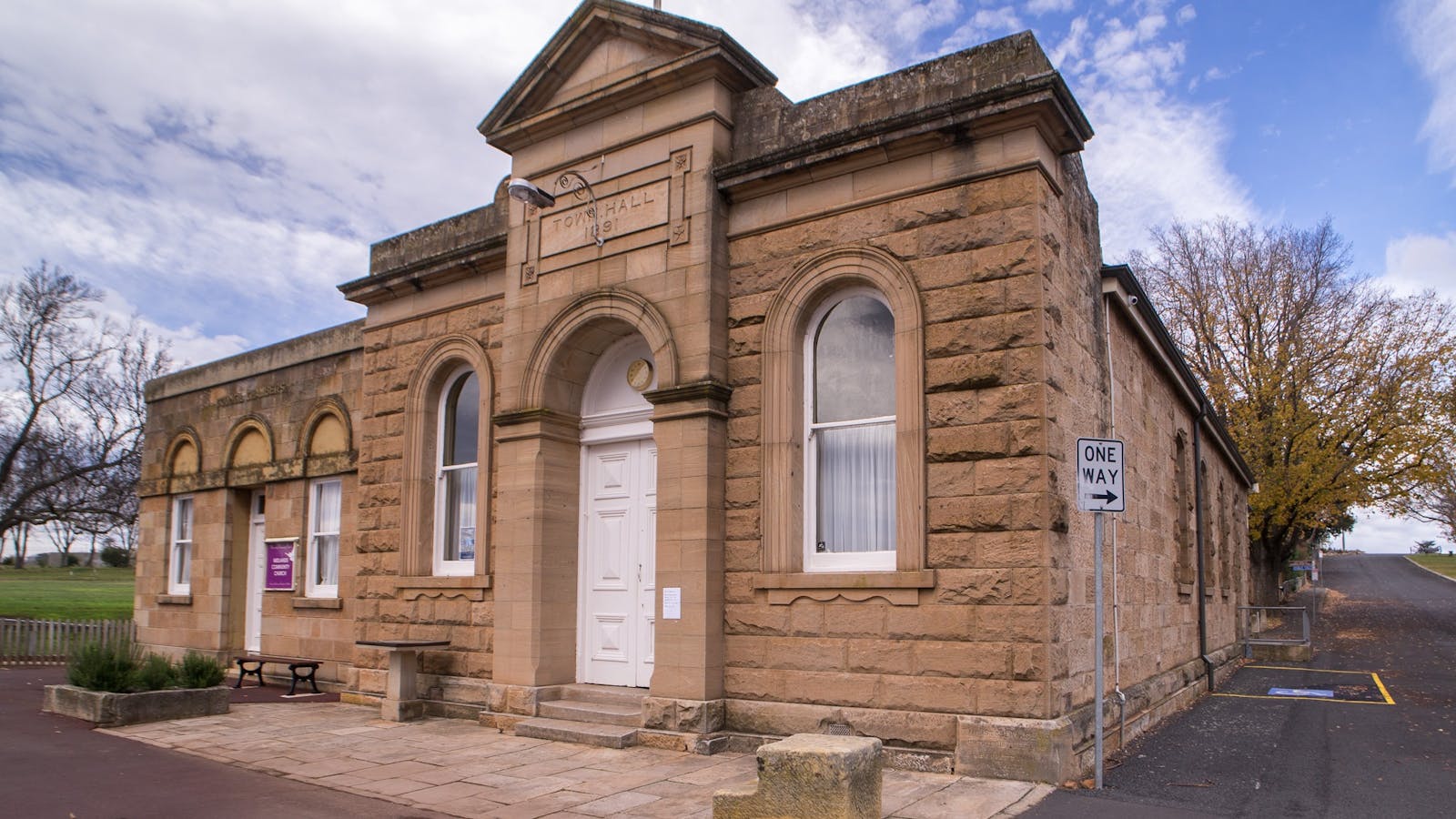 Ross Town Hall