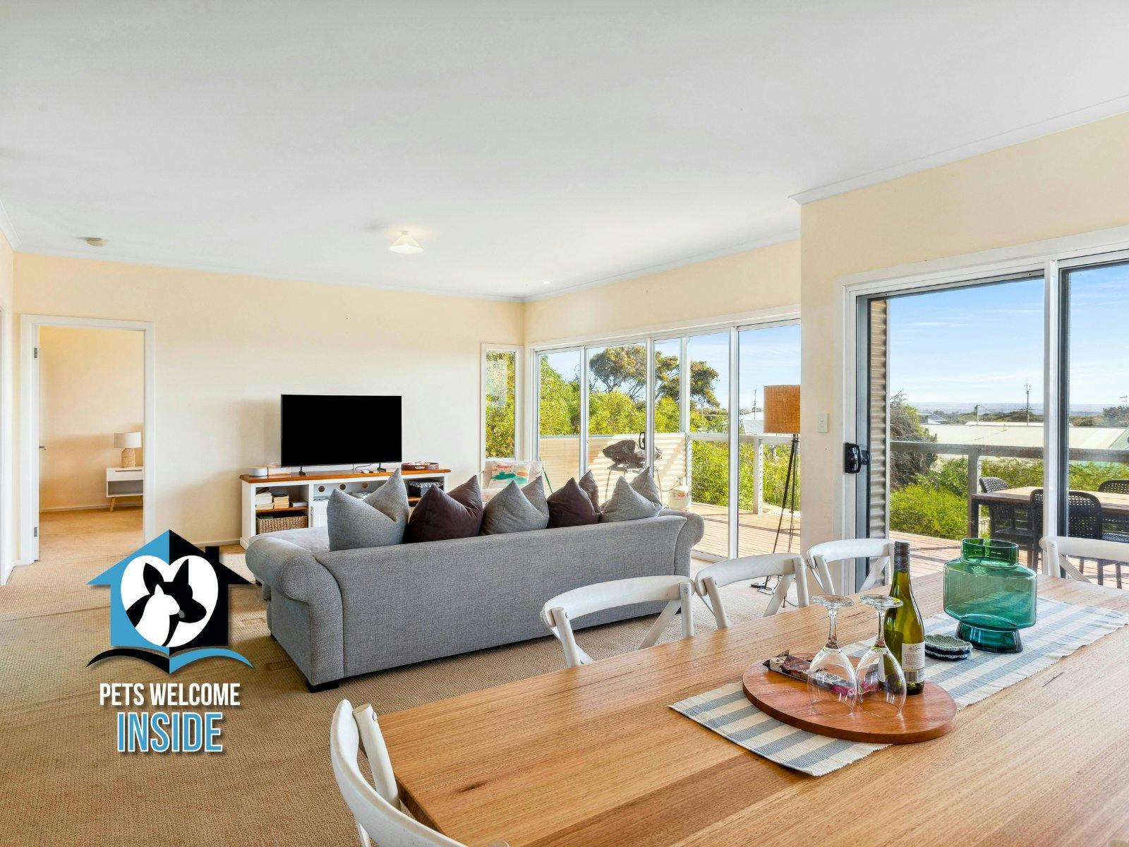 Peaceful Beachside Getaway with Two Living Areas Sleeps Nine