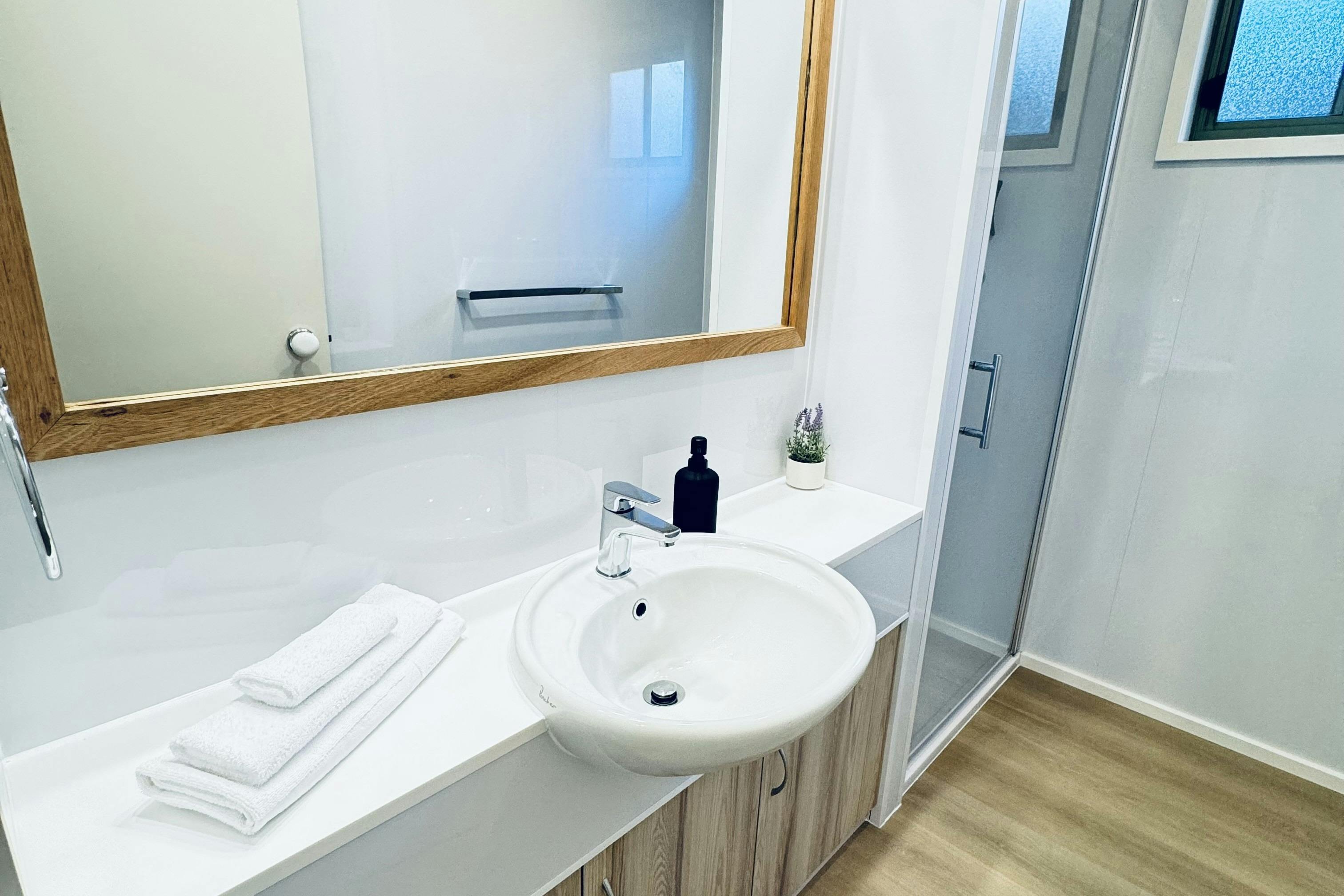 Deluxe Two Bedroom Villa | Tasman Holiday Parks - Bright