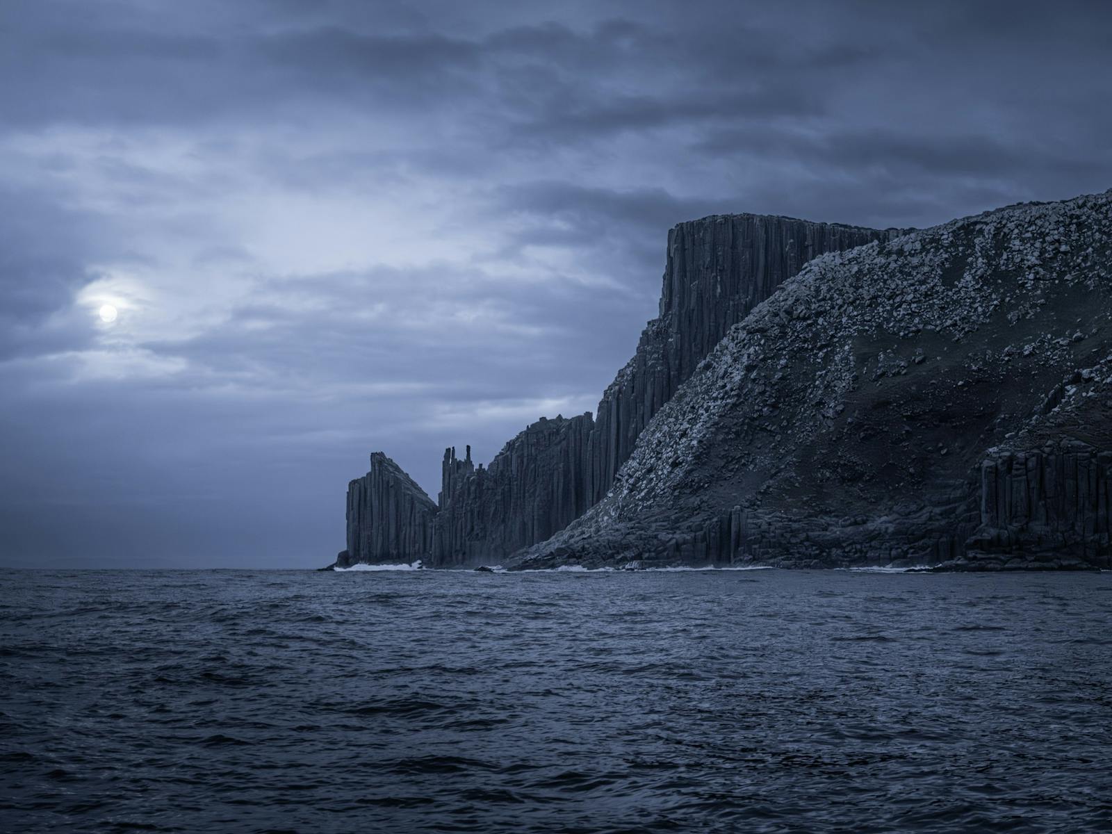Tasman Island Sunrise Cruise