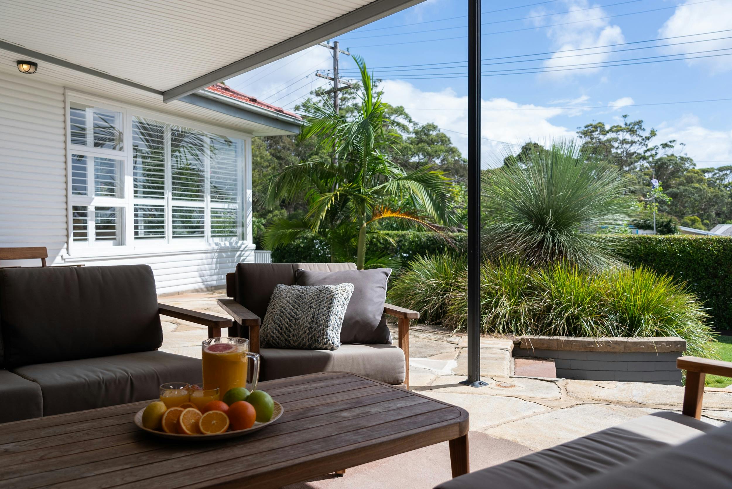 SiX Huskisson, Photographer Russell Quinn