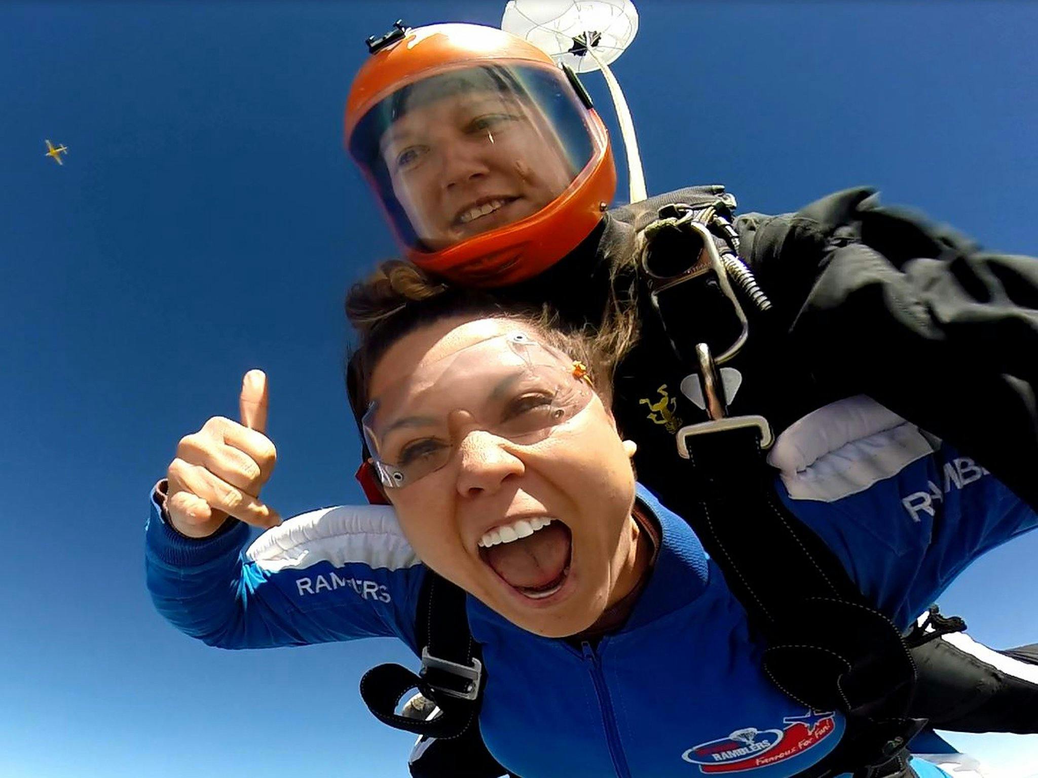 Anna in Tandem with Skydive Ramblers Tandem Instructor Sara Anna in Tandem with Skydive Ramblers Tandem Instructor Sara