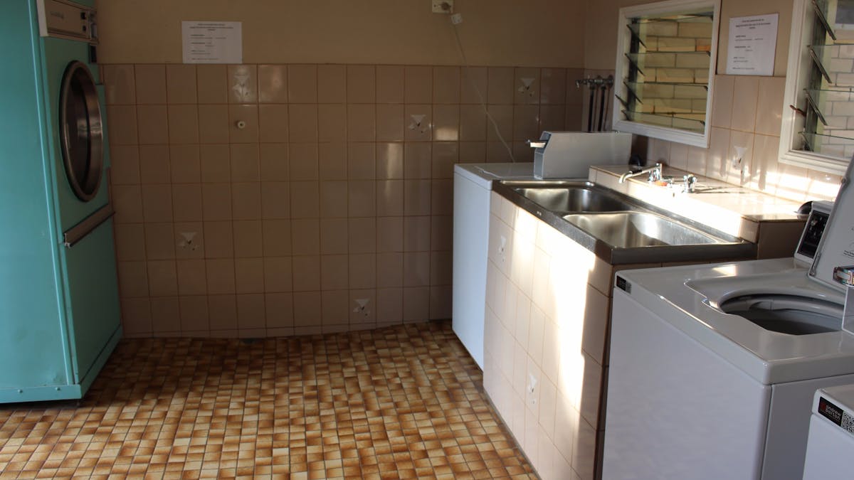 Washing machines, dryer and troughs.