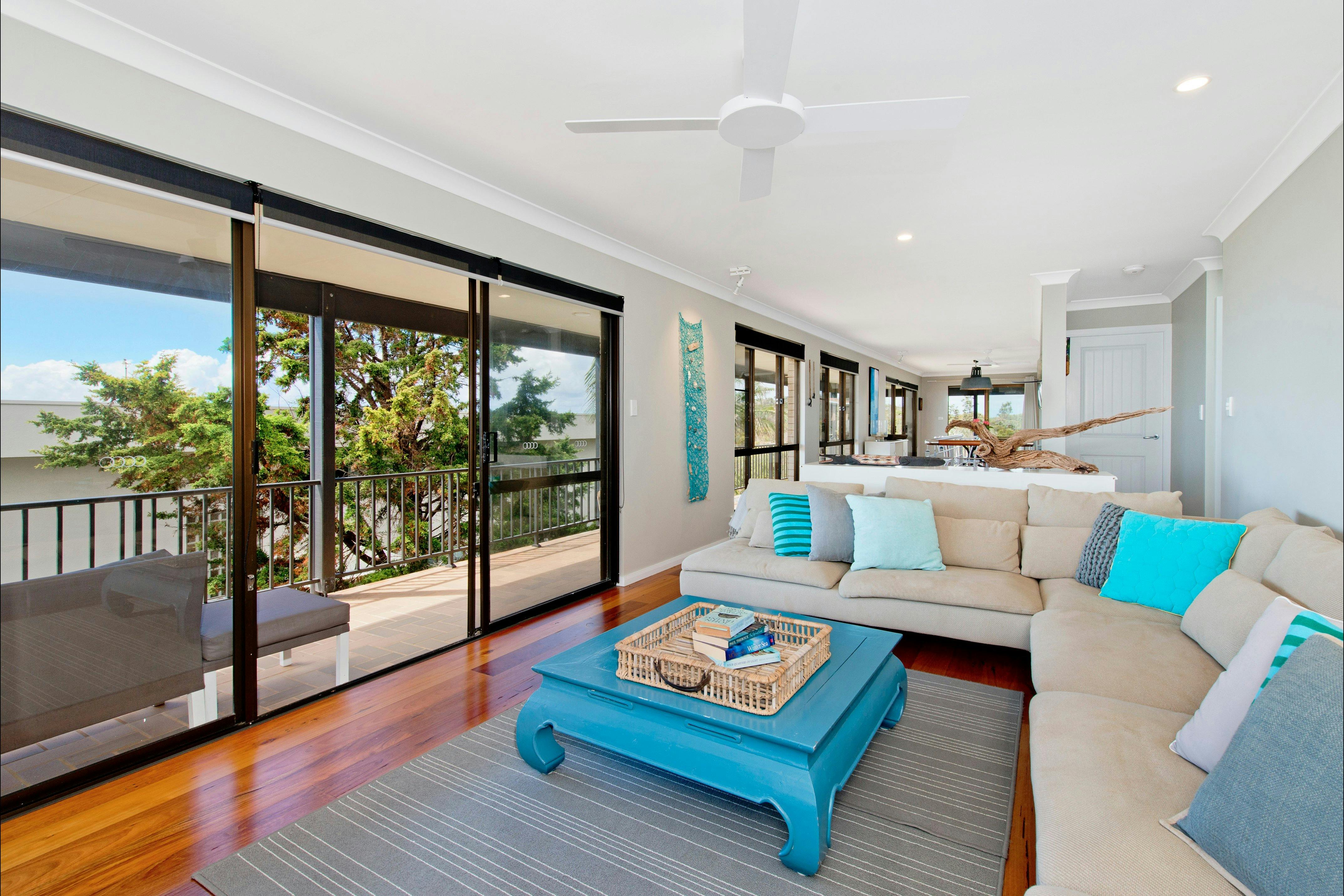 Apricari - living area