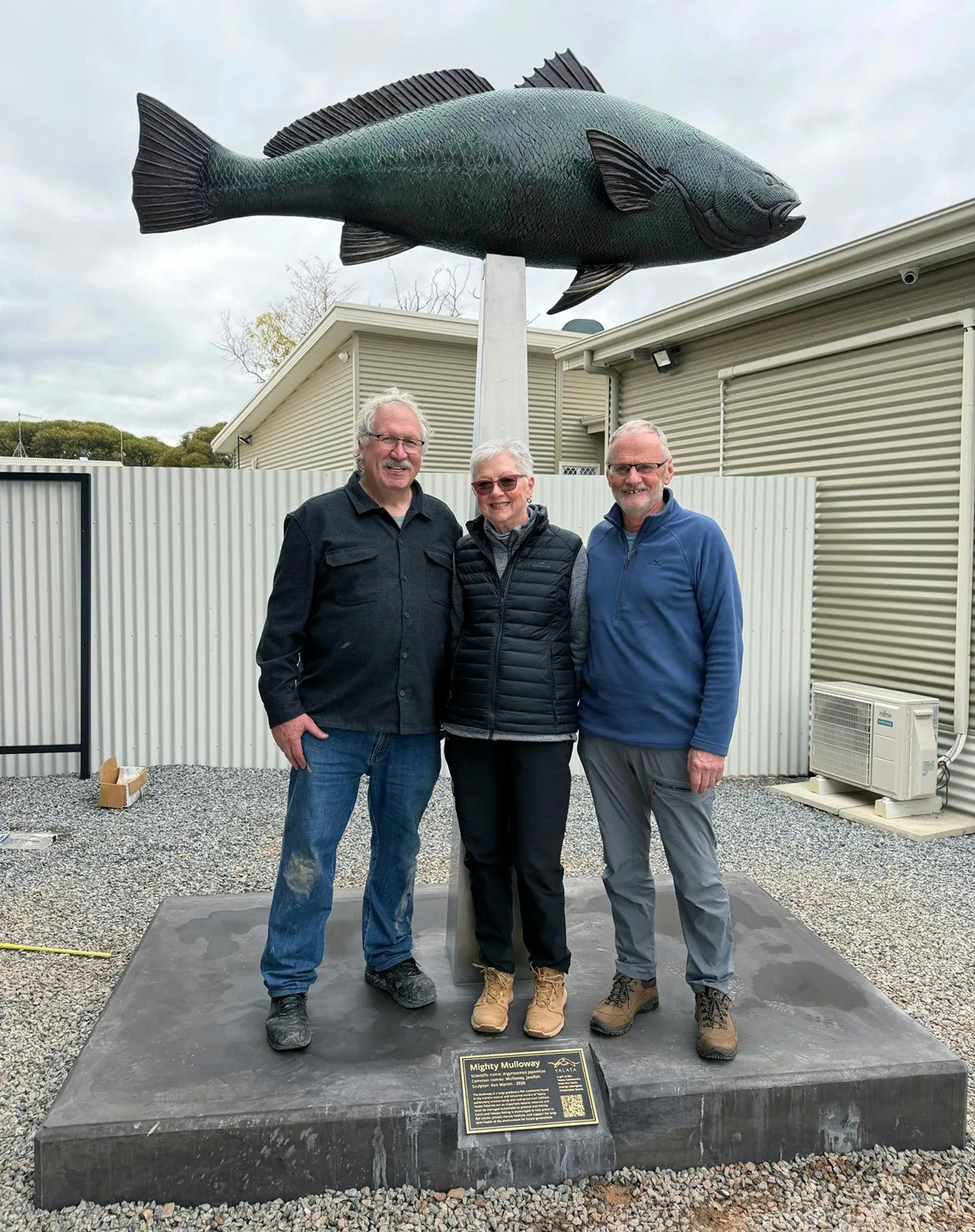 Ken Martin with Kerry & Greg Wood – first visitors at the ‘Mighty Mulloway' Y-STOP Yalata Roadhouse.
