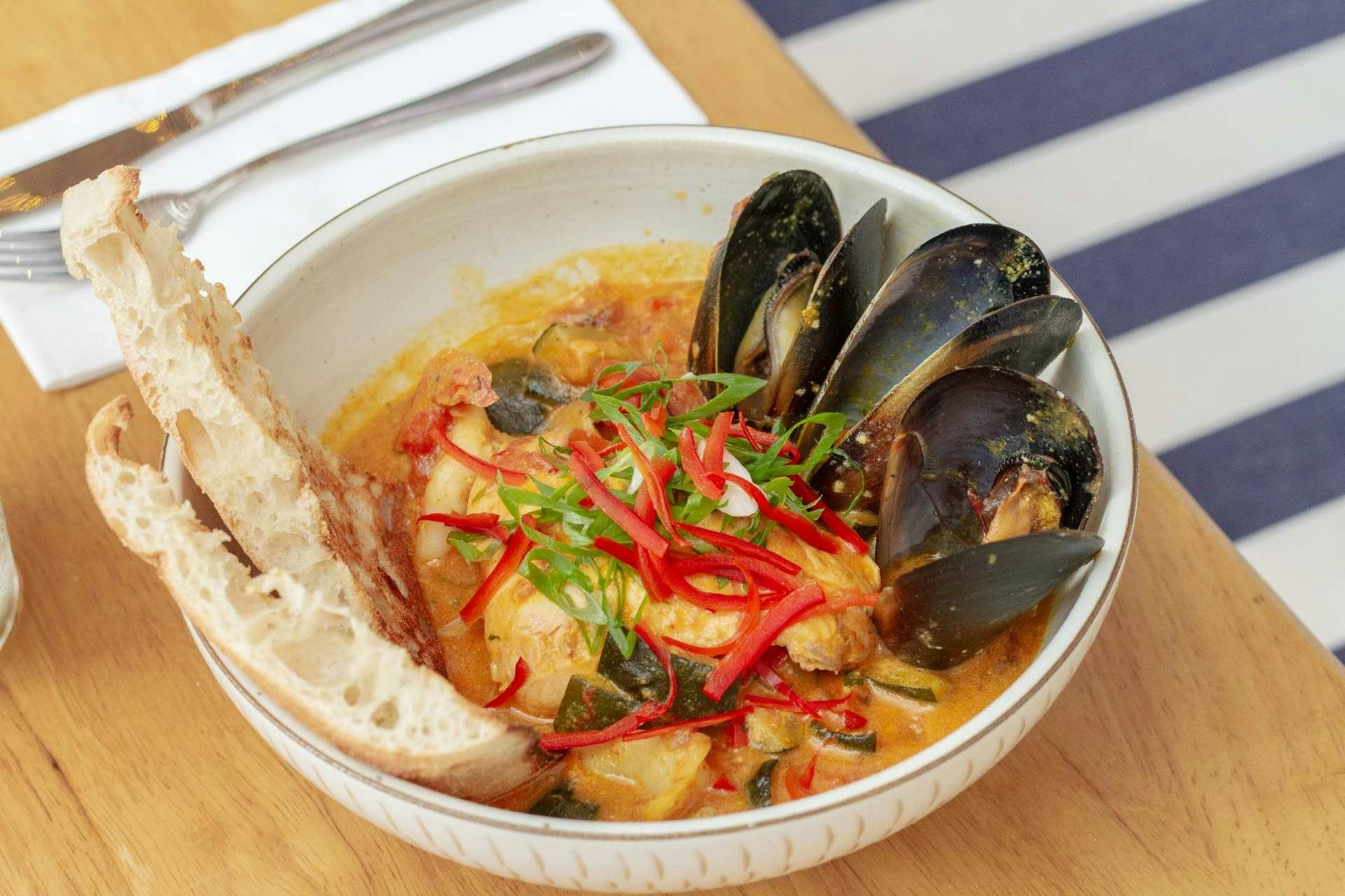 시그니처 캐리비안 피쉬 카레