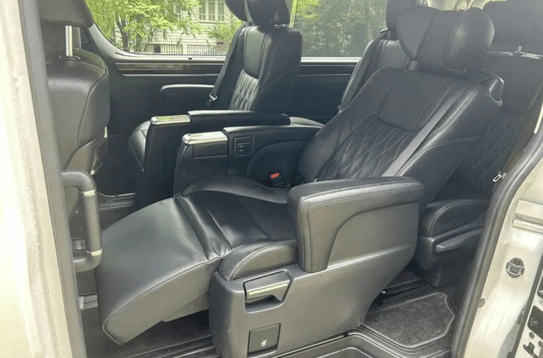 Cairns Airport Private Transfer: Door-to-Door to/from City Hotels