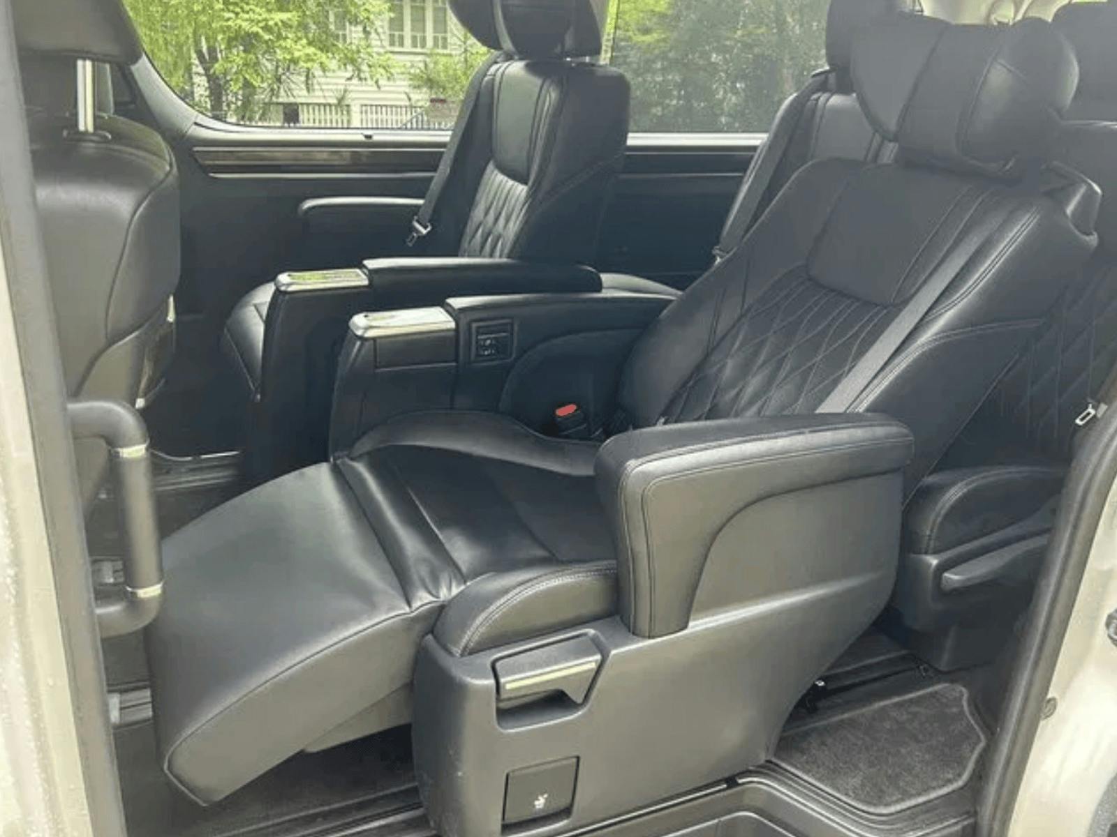 Seats Seats