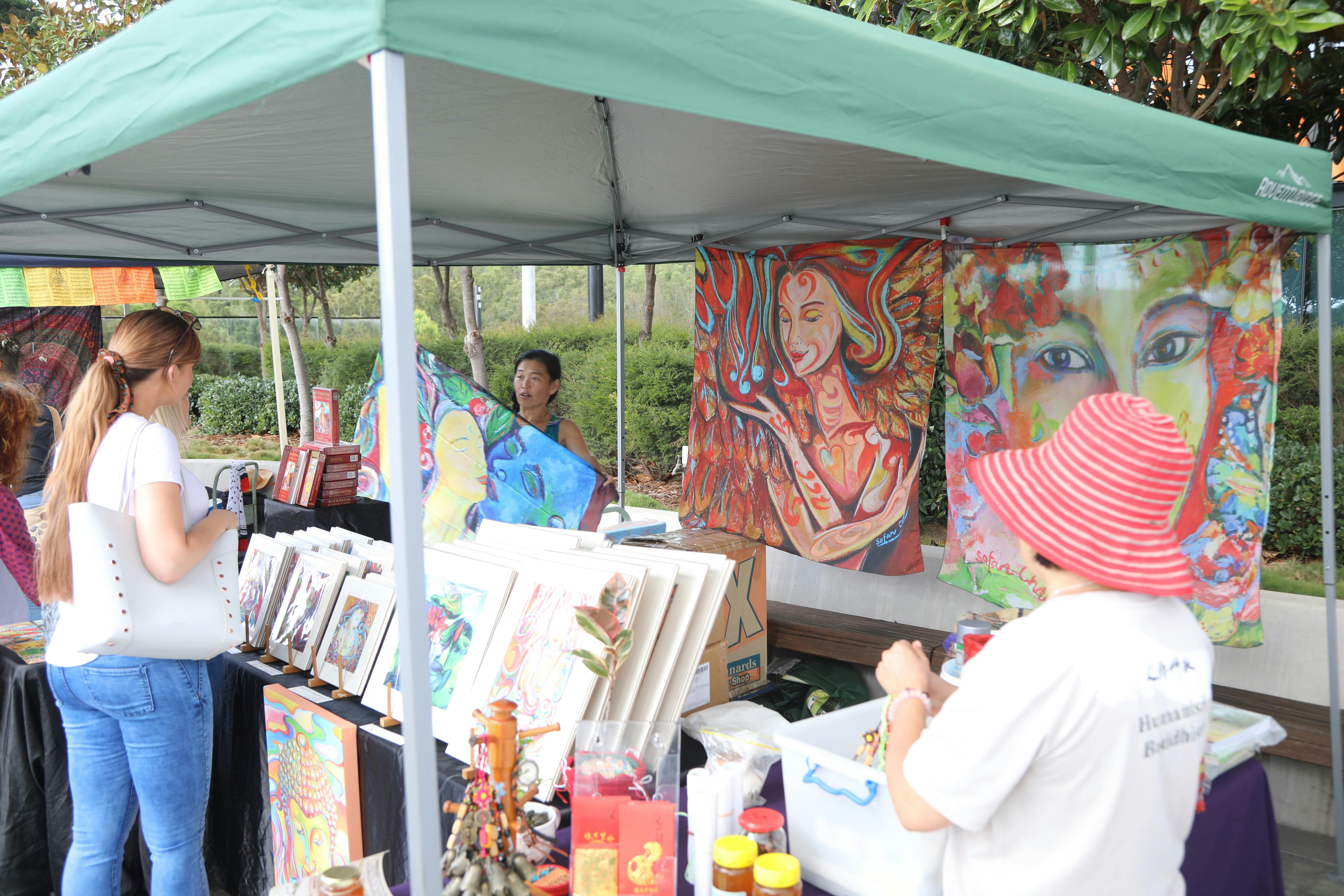Stunning art stalls